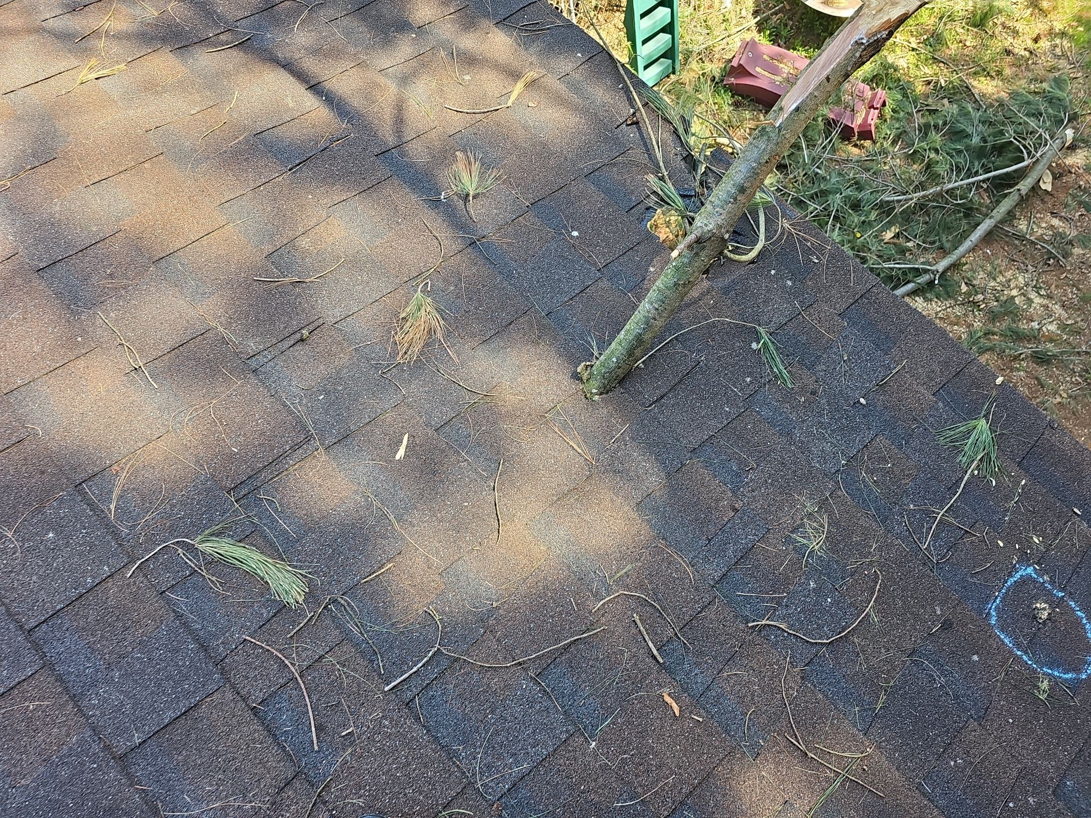 ATLAS PINNACLE COLOR: HEATHERBLEND by Eagle Eye Roofing