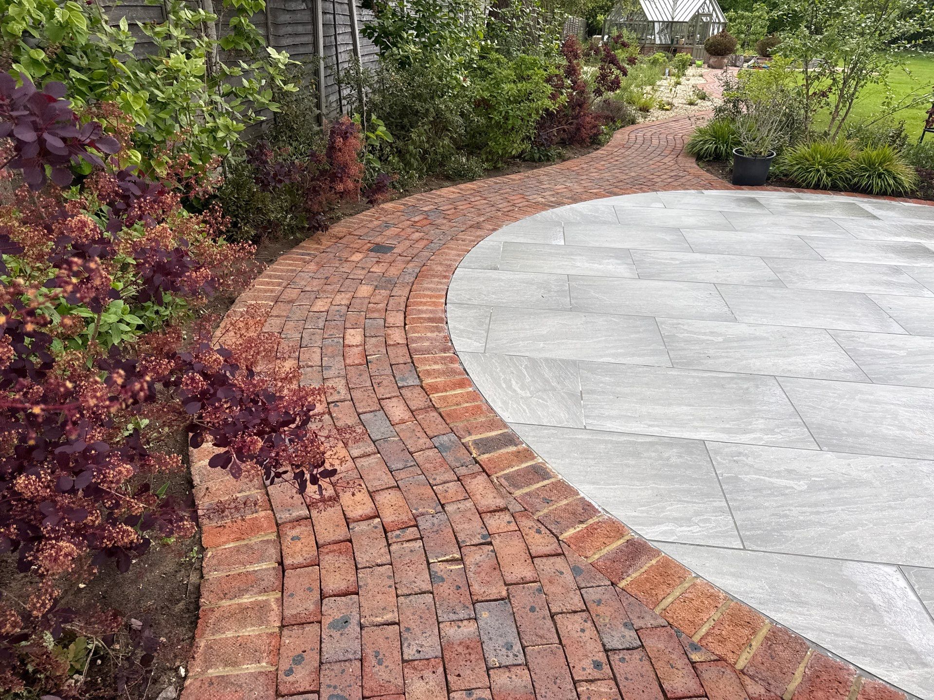 Patio - Walkways - Render Cleaning Surrey by Ges Exterior Cleaning ltd