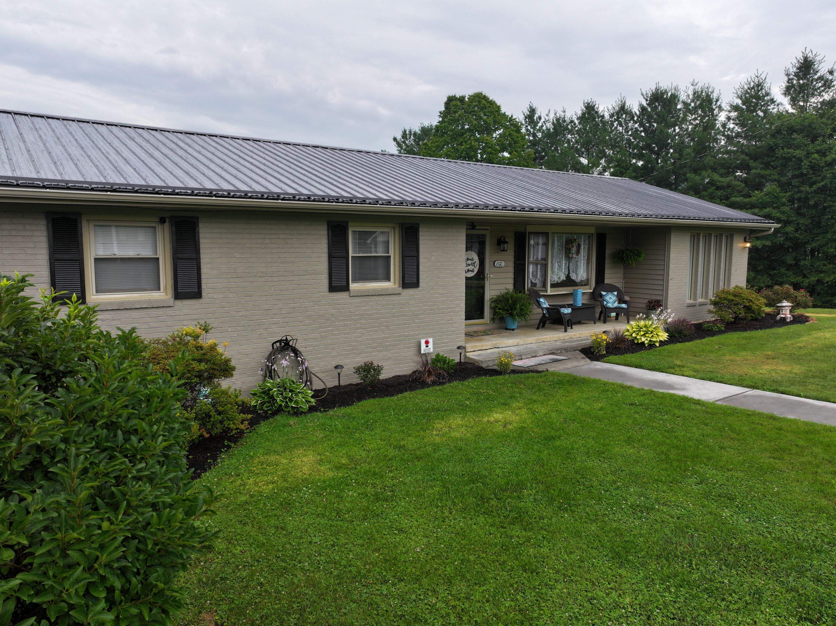 Turner Residence by Omnia Roofing