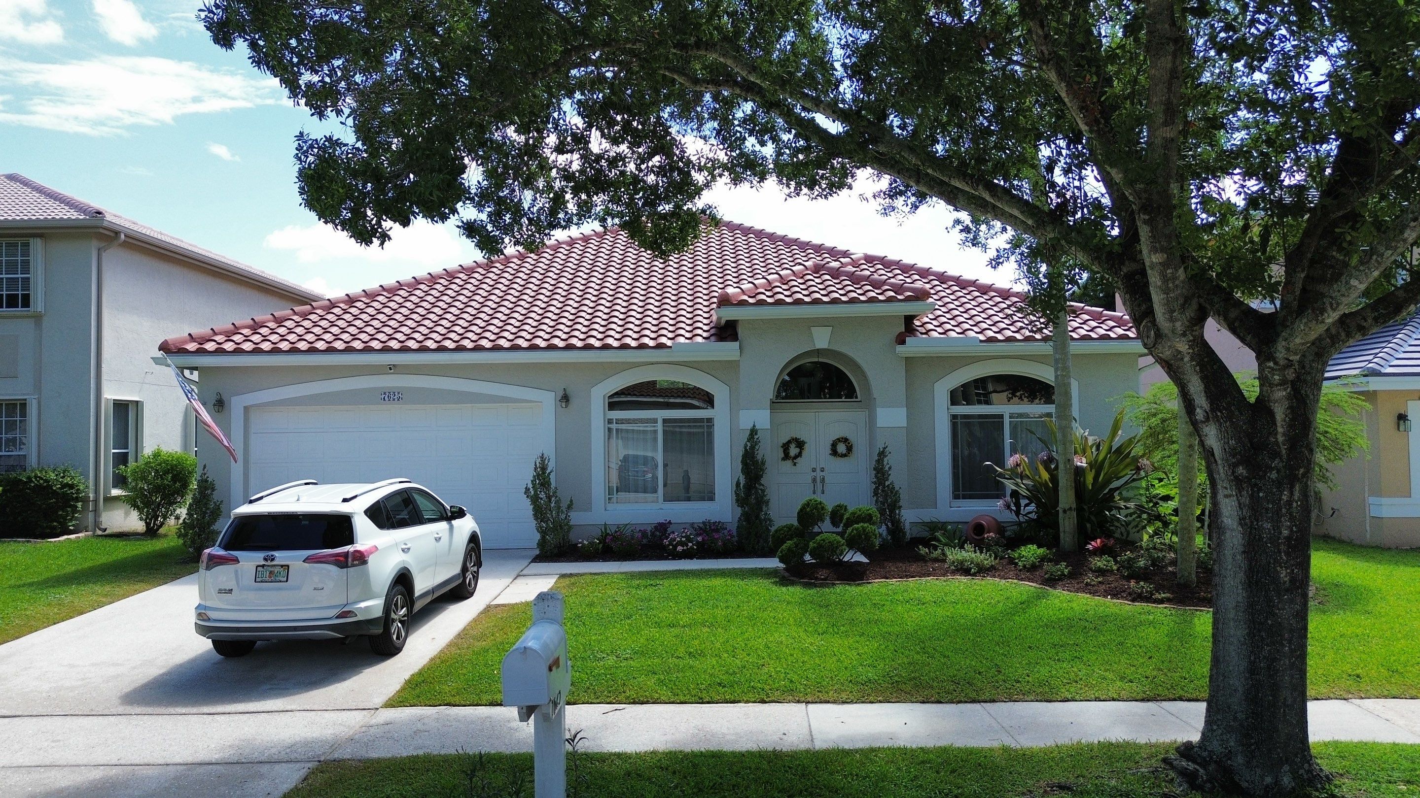 Lake Charleston - Lake Worth by Hercules Roofing