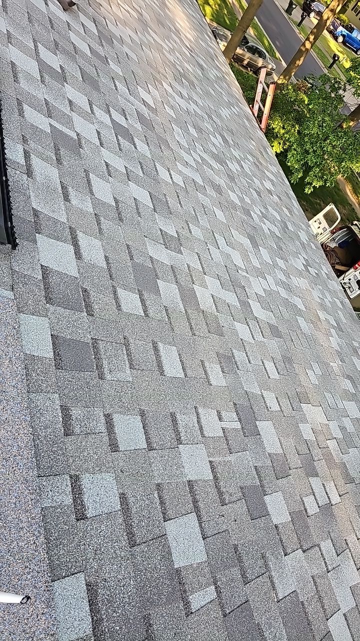 ATLAS PINNACLE COLOR: COASTAL GRANITE by Eagle Eye Roofing