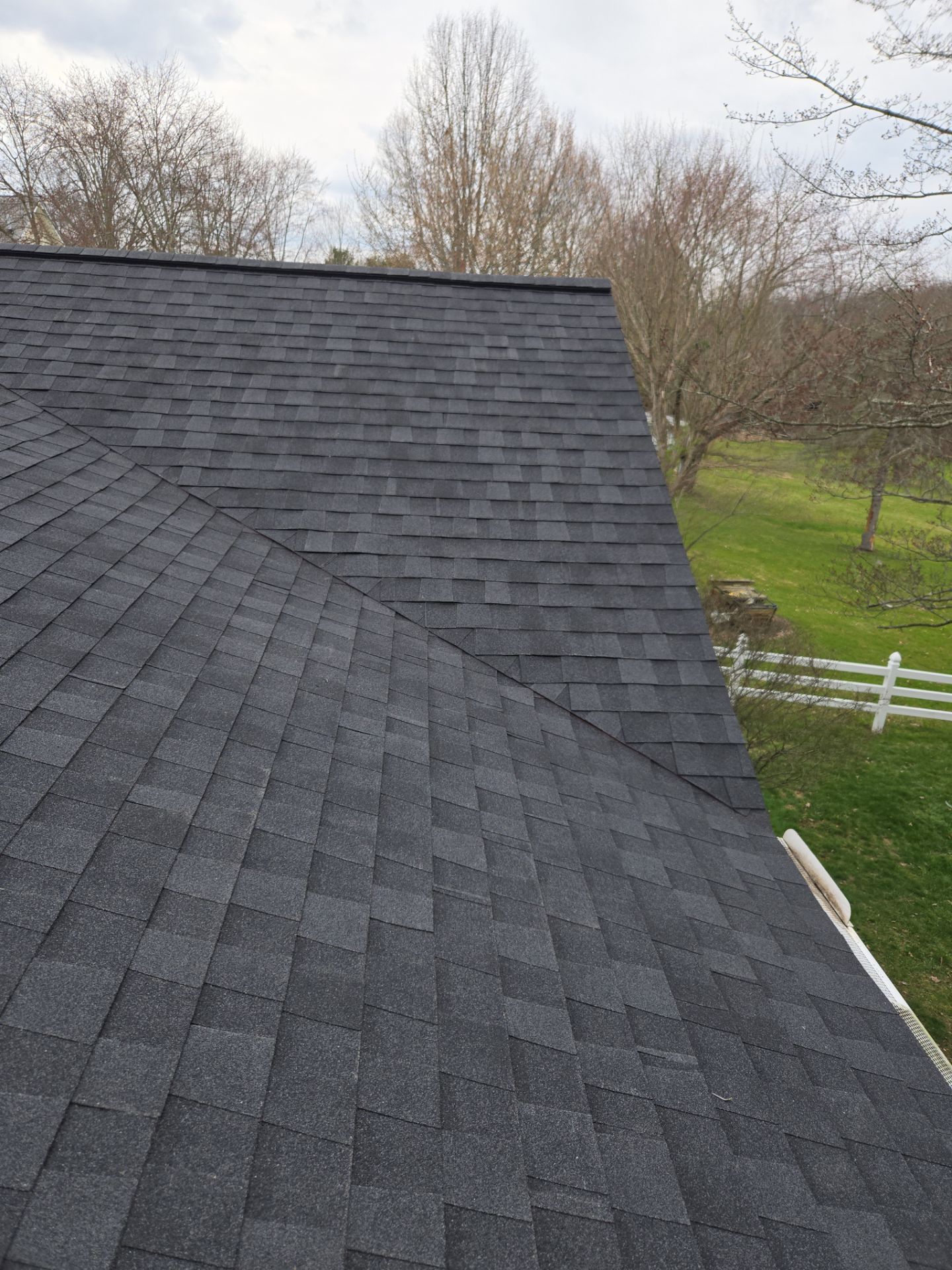 Atlas Pinnacle, Black Shadow, Drip Edge, Color, White by Eagle Eye Roofing