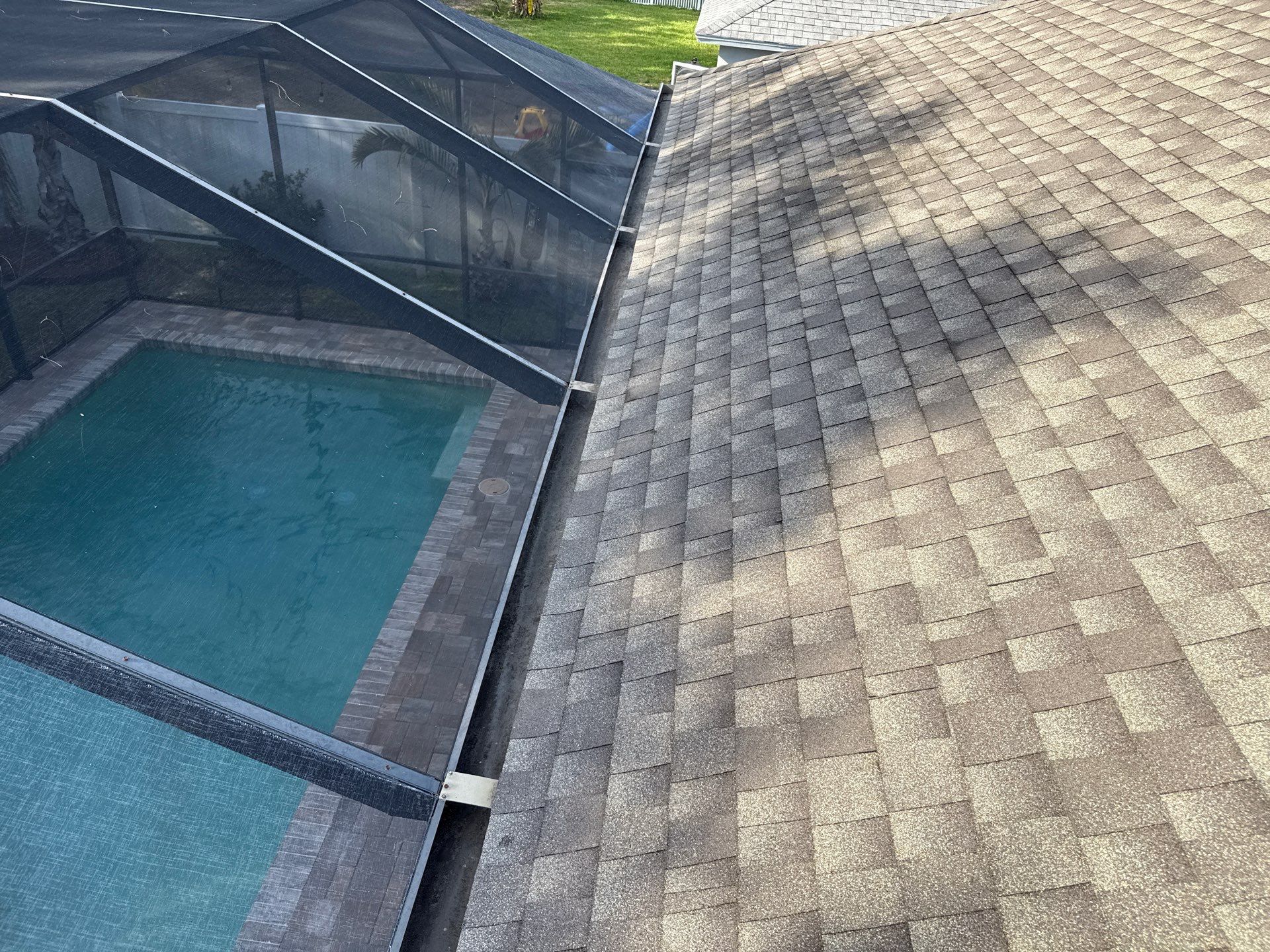 Gutter Cleaning Over Screen Enclosure – Greenbrook Village, Lakewood Ranch, FL by Sunshine AquaWash