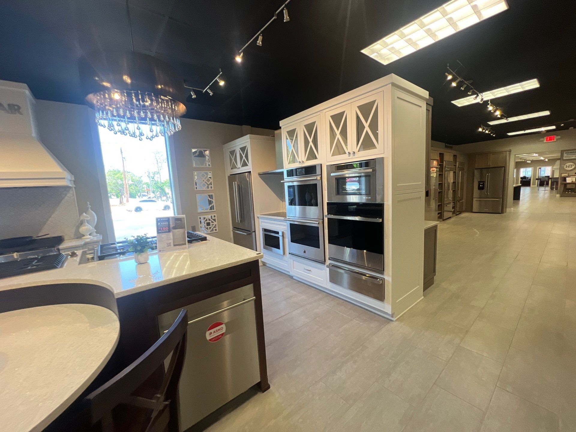 Howard Payne Display by Atlanta Design Group