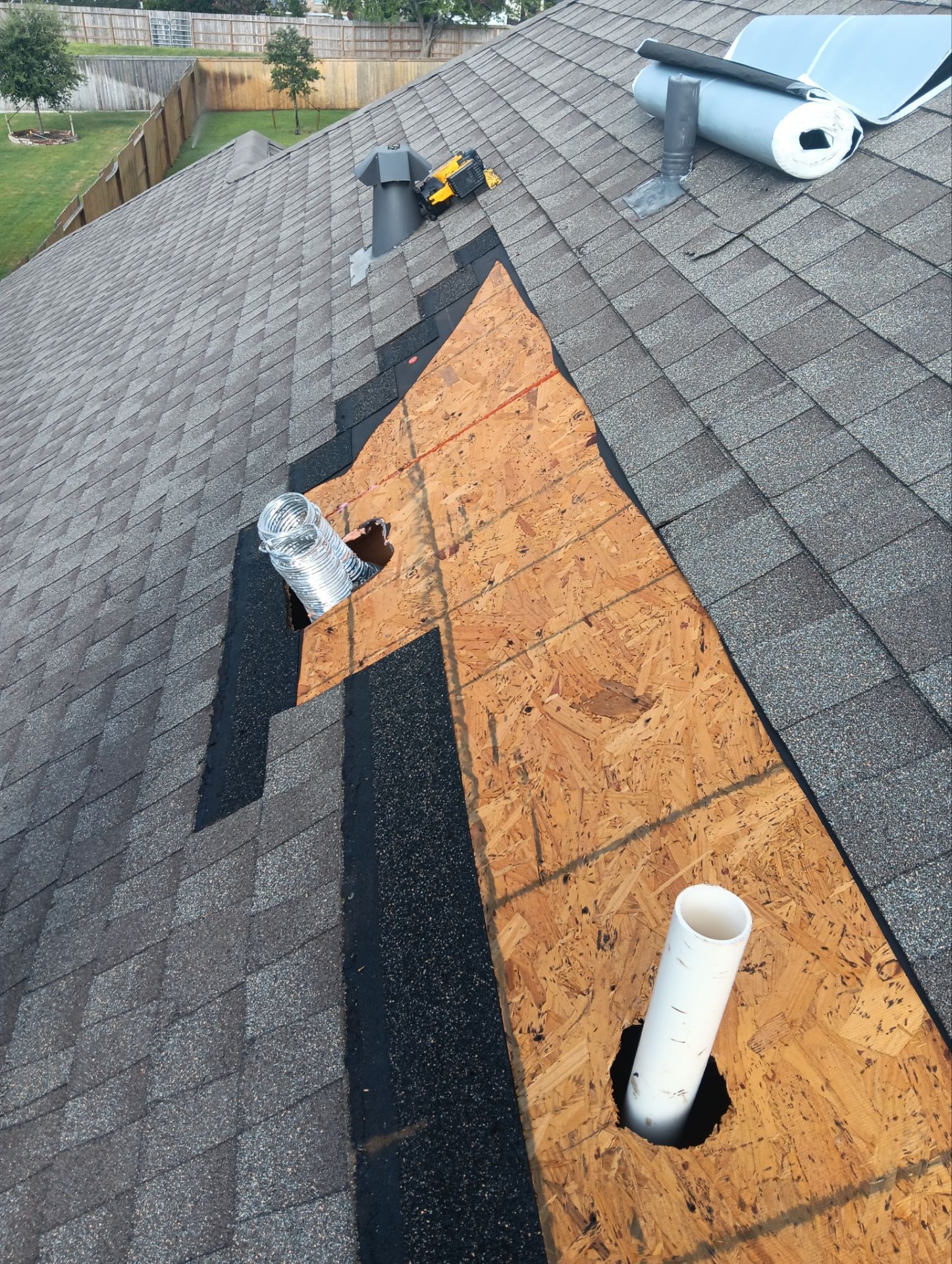 Hail Damage using Owen's Corning Duration (Lifetime) Shingles by Roof Repair Company