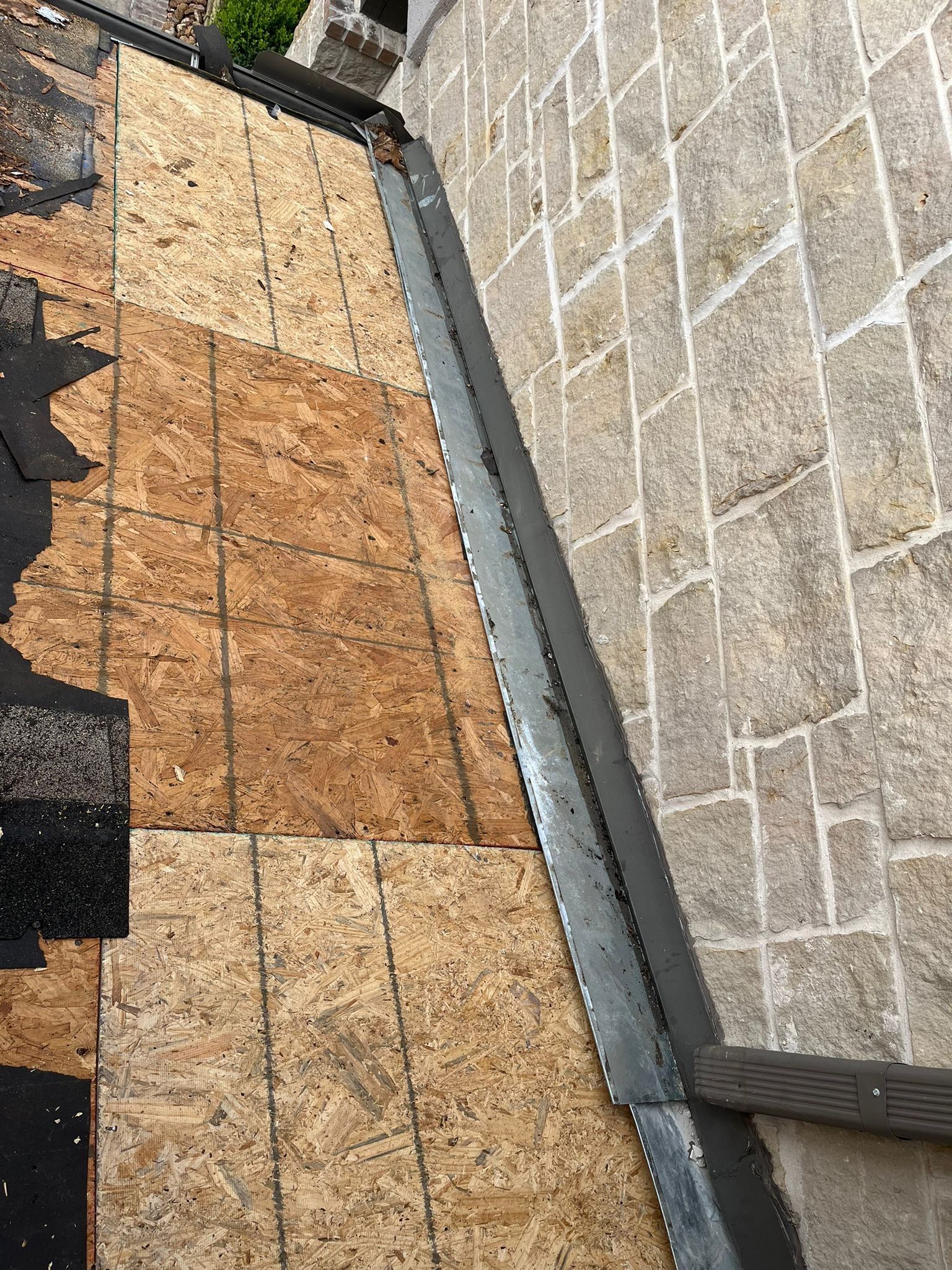 Roof Repair Montgomery by Roof Repair Company