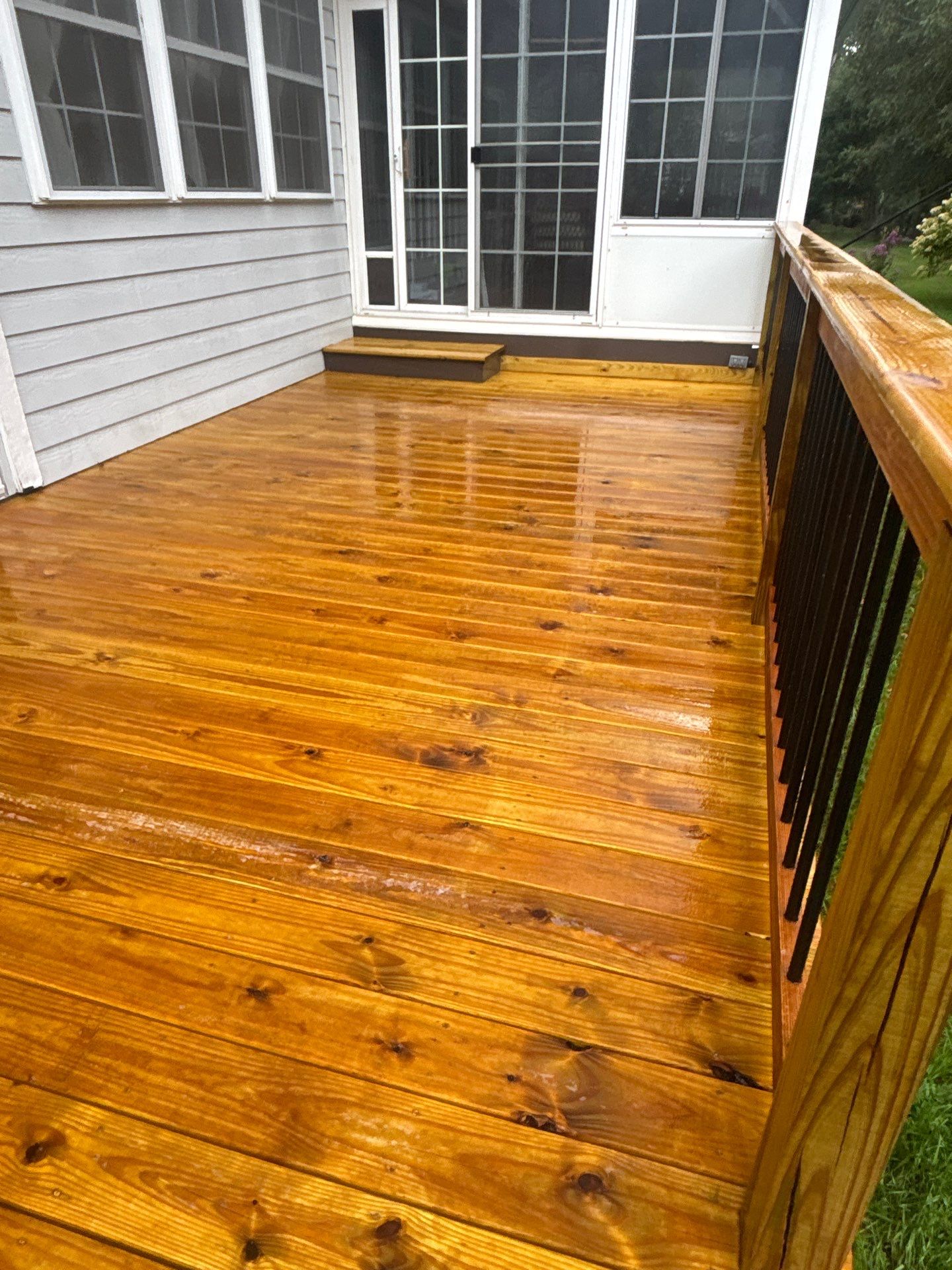 Wood Deck using Wood Sealant by DuraSeal