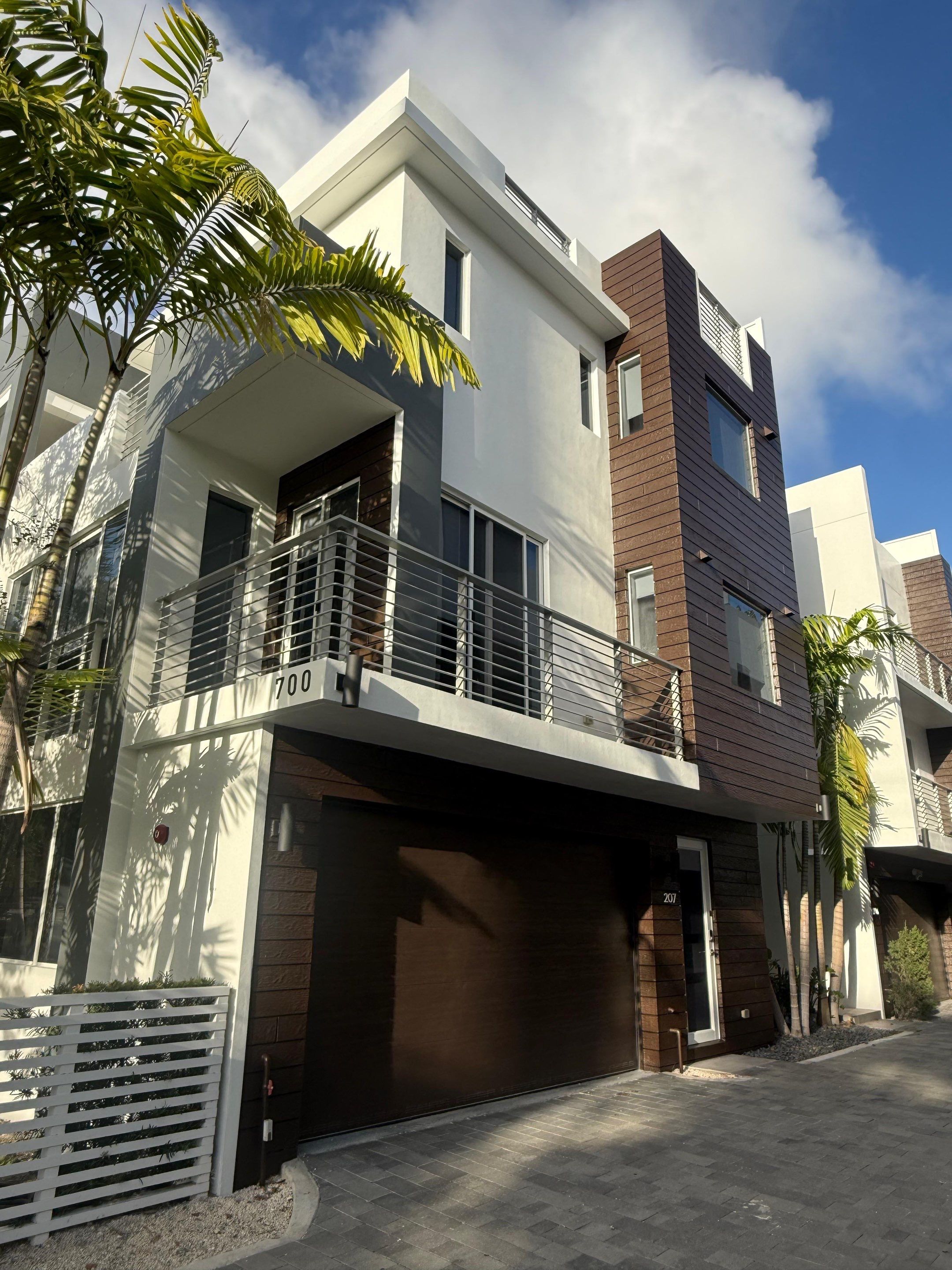 Fort Lauderdale Town Homes Exterior Painting by John “The Greek” Painting