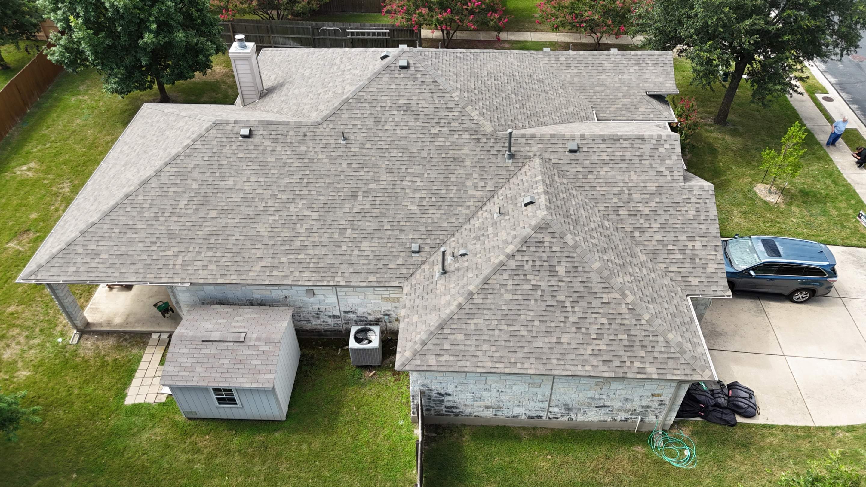 Weathered Wood - Malarkey Highlander by RoofsOnly.com