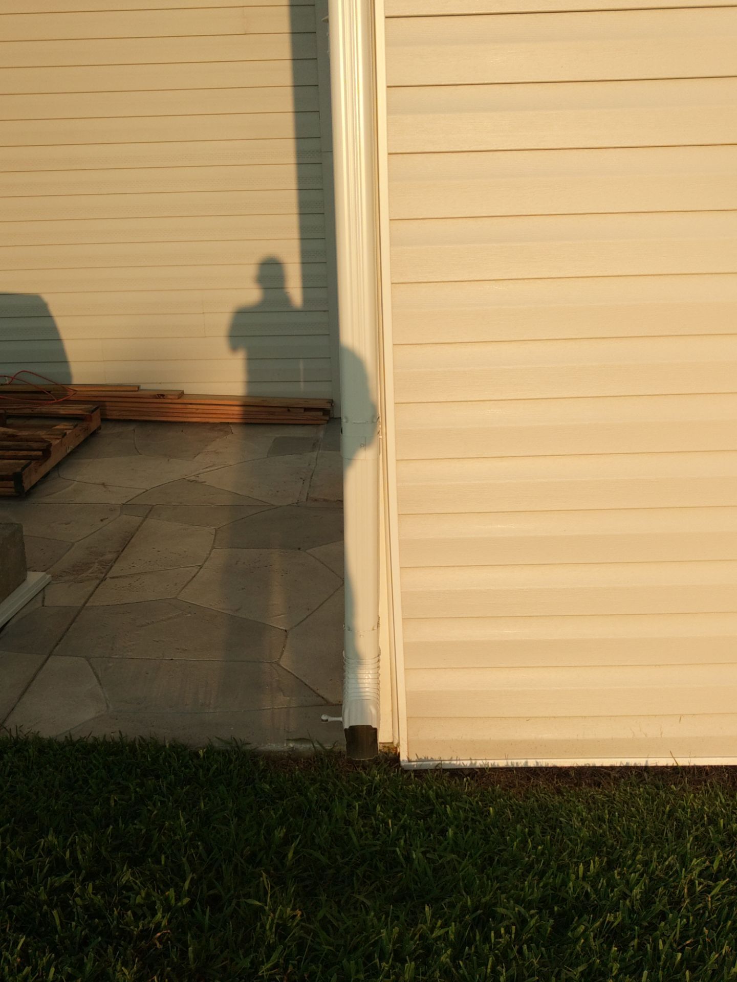 7-Inch Seamless Gutters for Heavy Rain in Sarasota FL by Gutter Professors