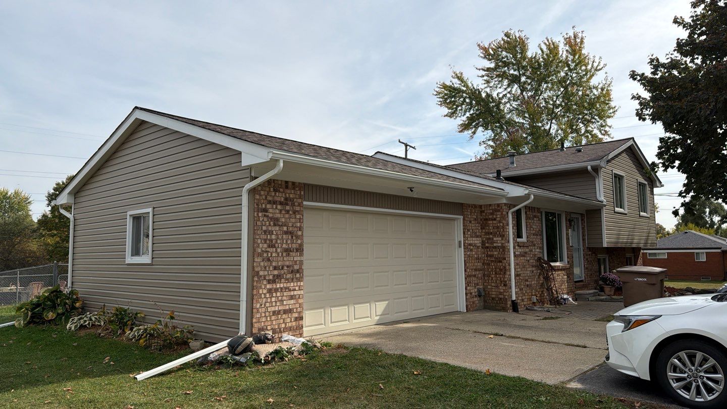 Siding Replacement using Alside D5" Tuscan Clay by 180 Contractors