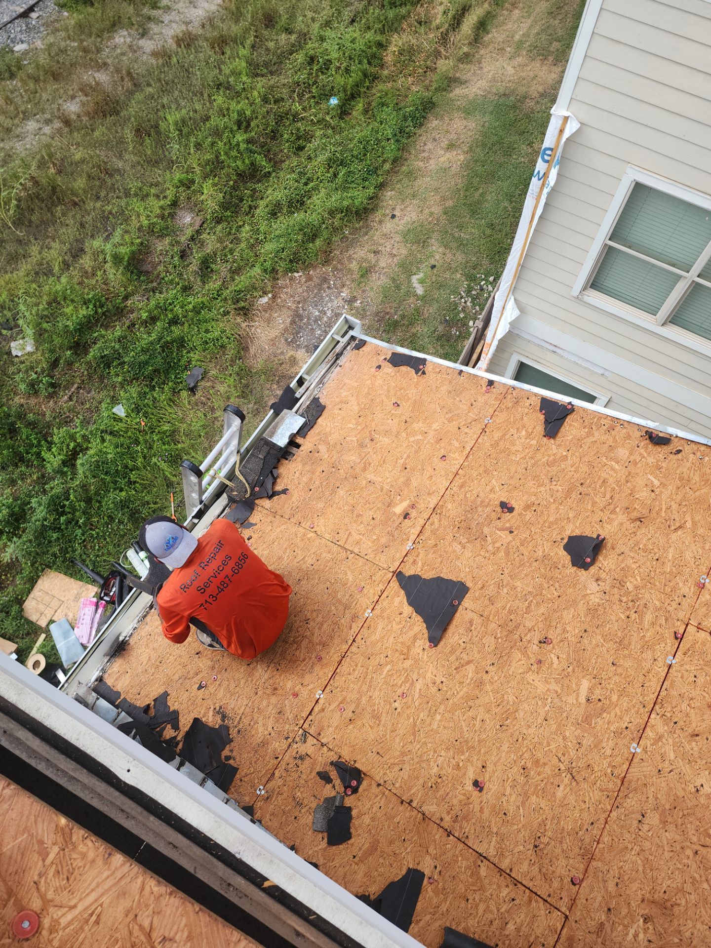 Residential Roofing Installation using Owen's Corning Duration (Lifetime) Shingles by Roof Repair Company