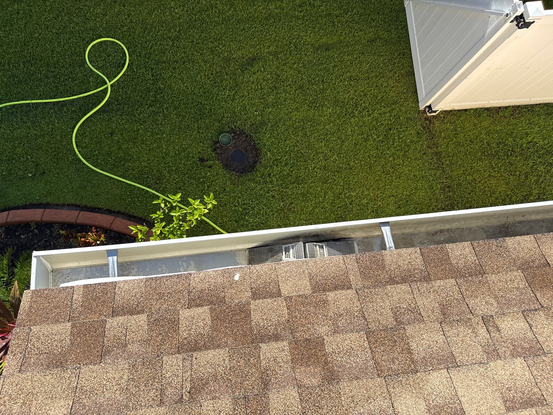 Gutter Cleaning Project – Oakley Place Community, Ellenton, FL by Sunshine AquaWash
