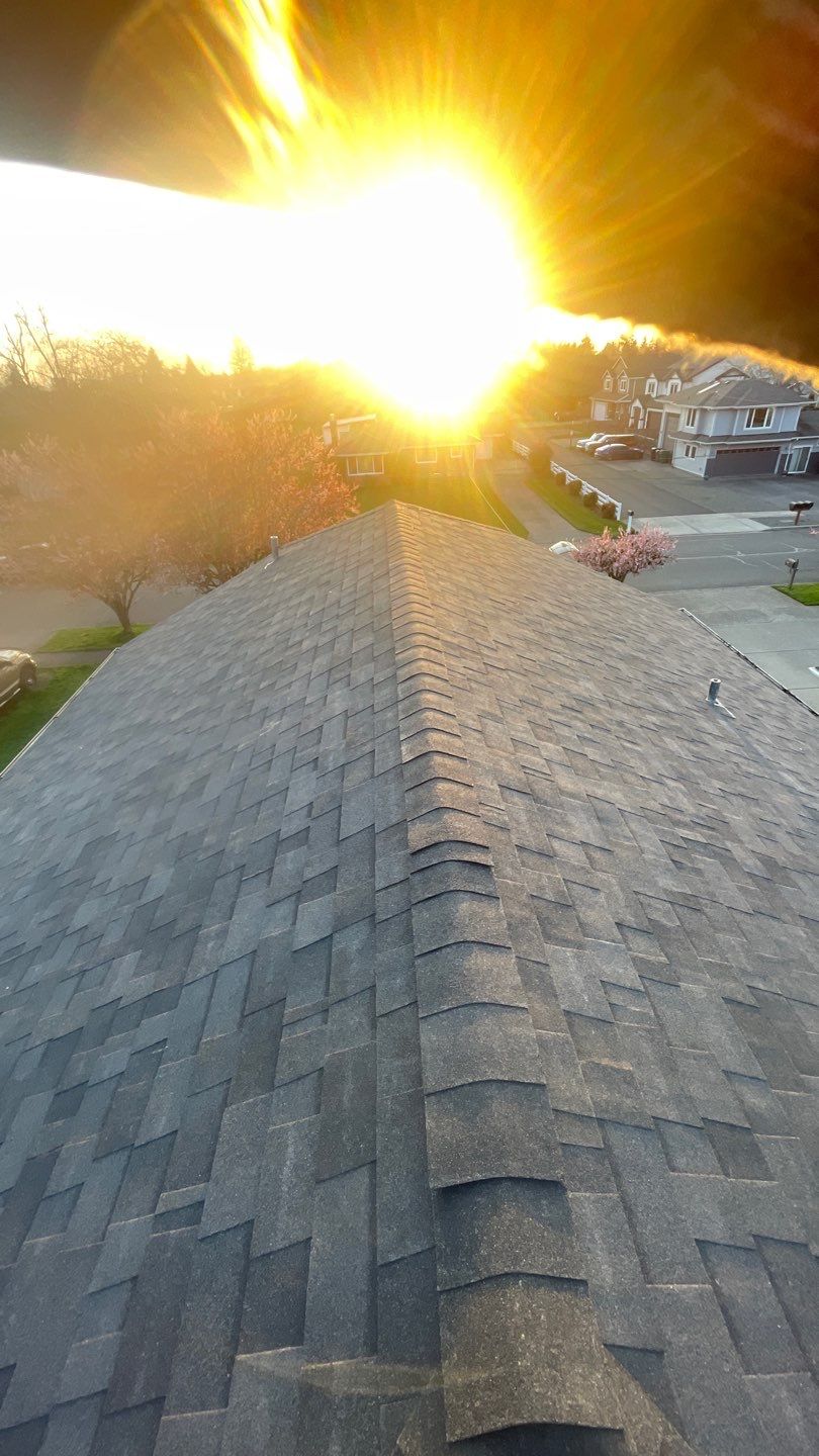 Roof Project in Enumclaw by Fred Meyer Roofing