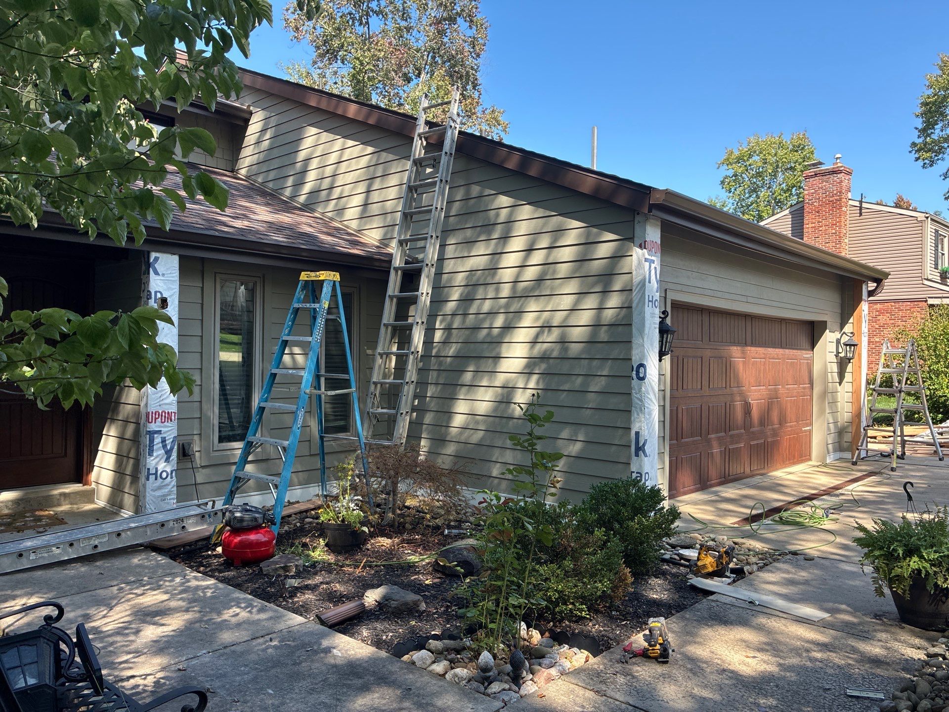 Home Siding Renovation Featuring James Hardie Monterey Taupe Siding by Ideal Siding Pittsburgh