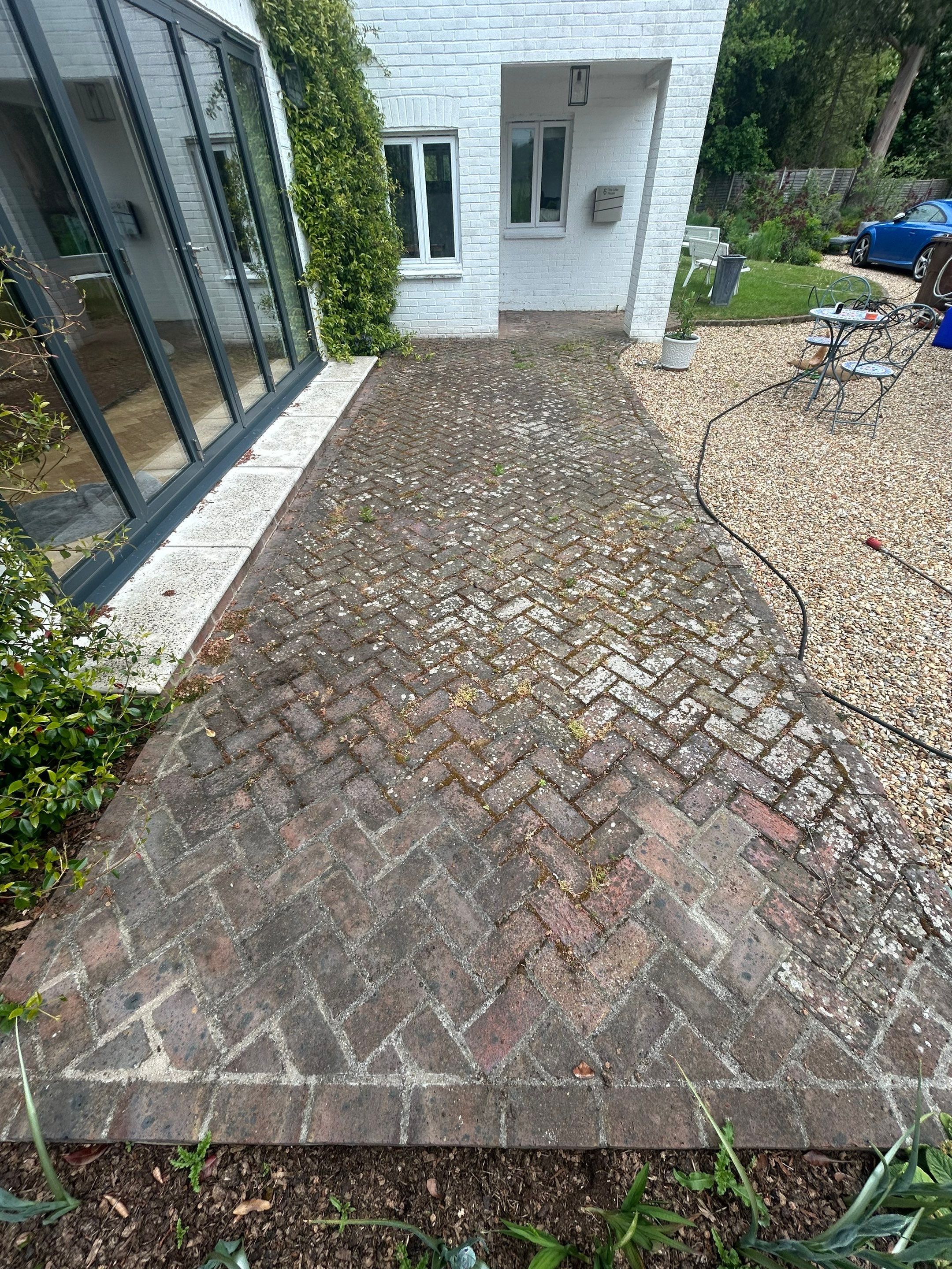 Patio - Walkways - Render Cleaning Surrey by Ges Exterior Cleaning ltd