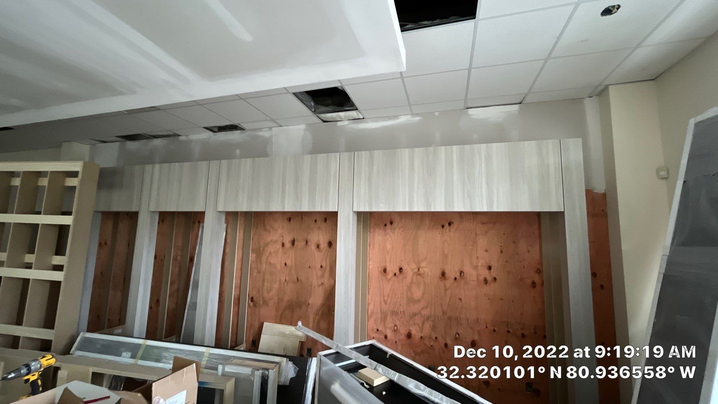 Construct Living Kitchen by Thompson Industrial