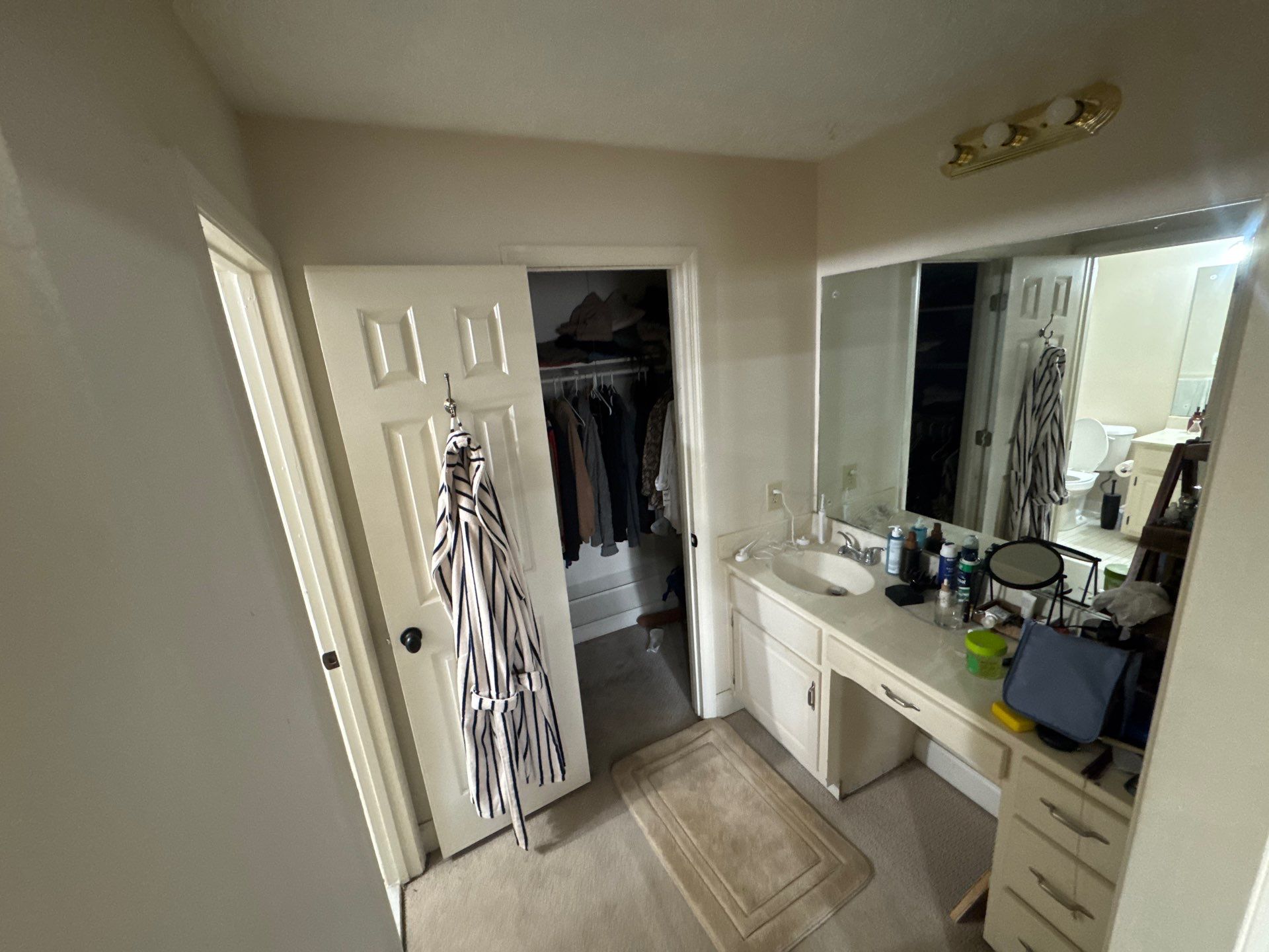 Master bathroom renovation by Prudencio