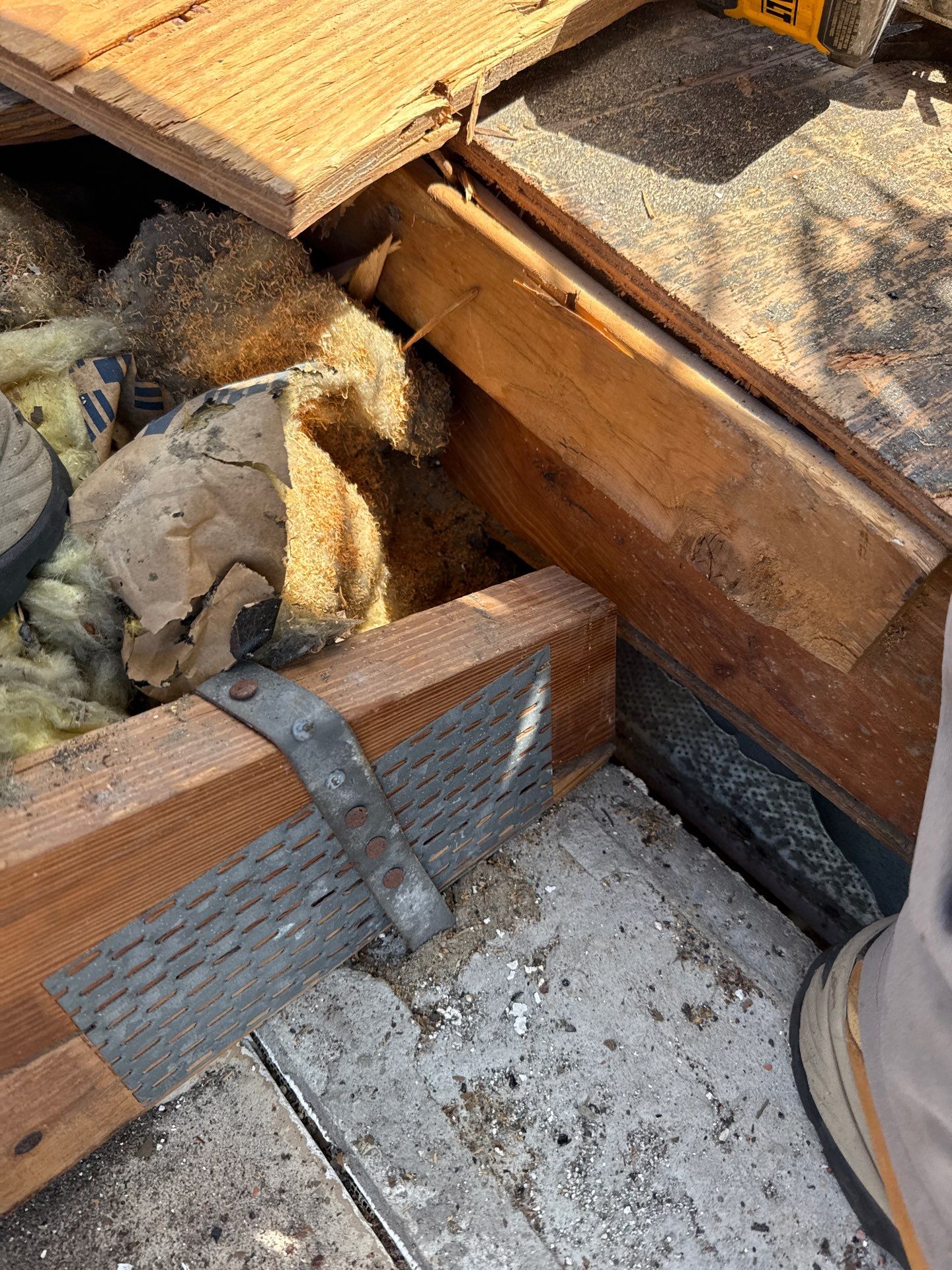 Project in St. Petersburg 33710 by Mitchell Roofing Company LLC 