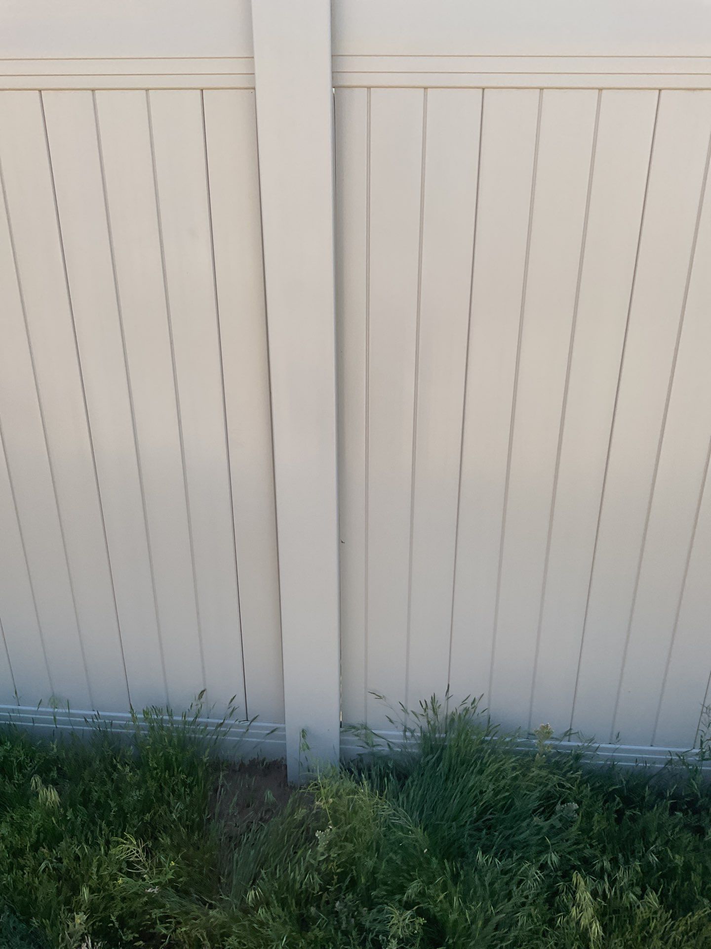 Fence Installation using Vinyl by Fence Guys Inc. 