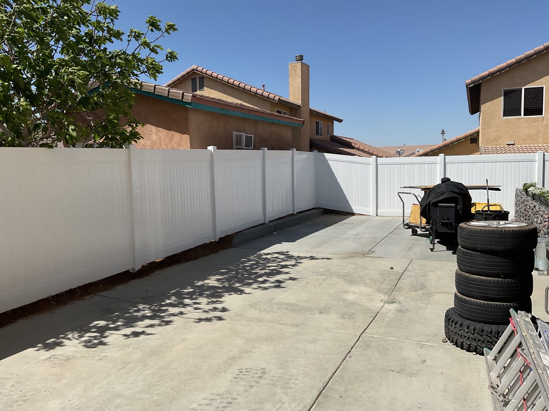 Fence Installation using Vinyl by Fence Guys Inc. 