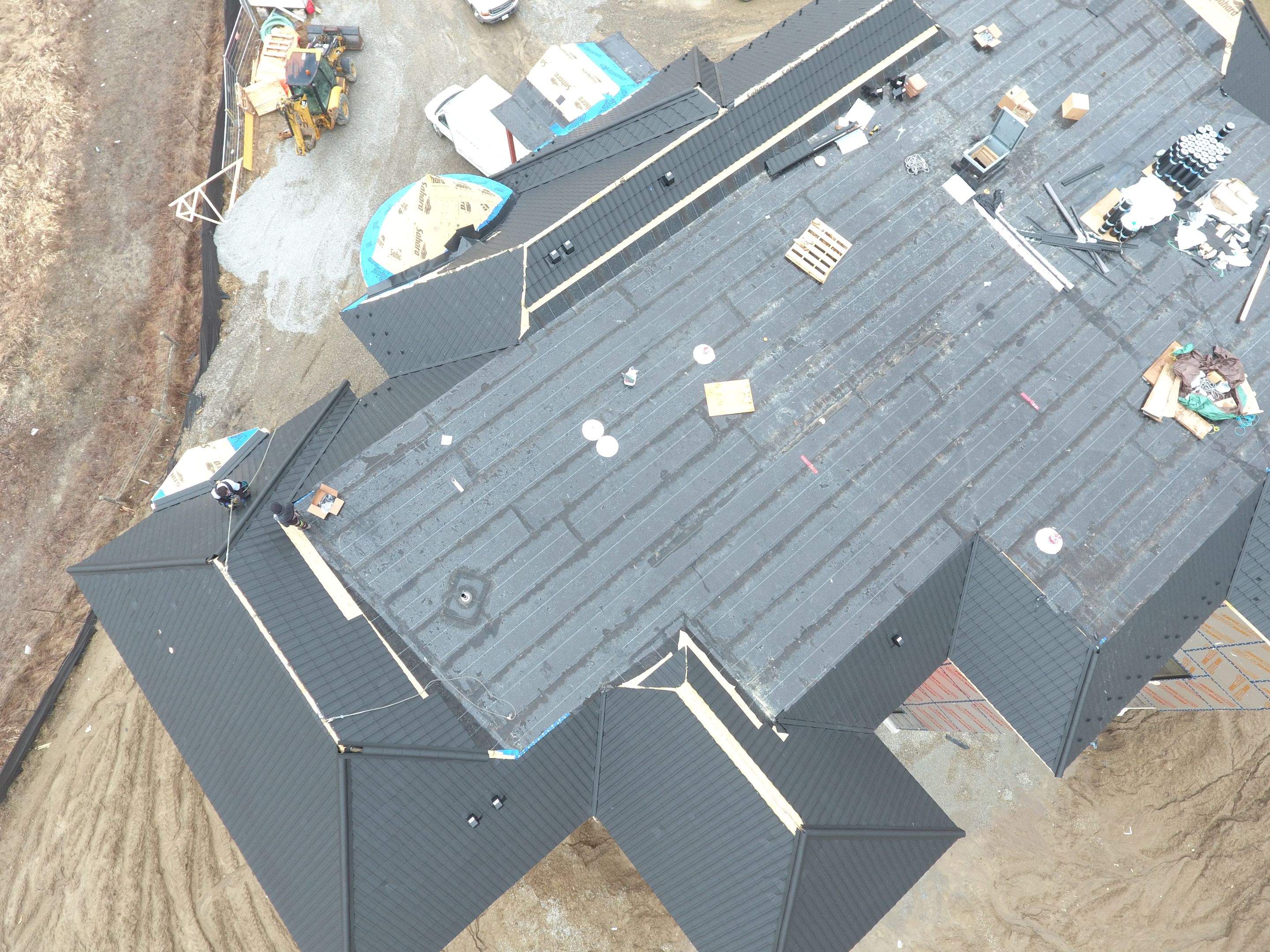 Stellar Homes  by Jay Carter Roofing & Sheet Metal