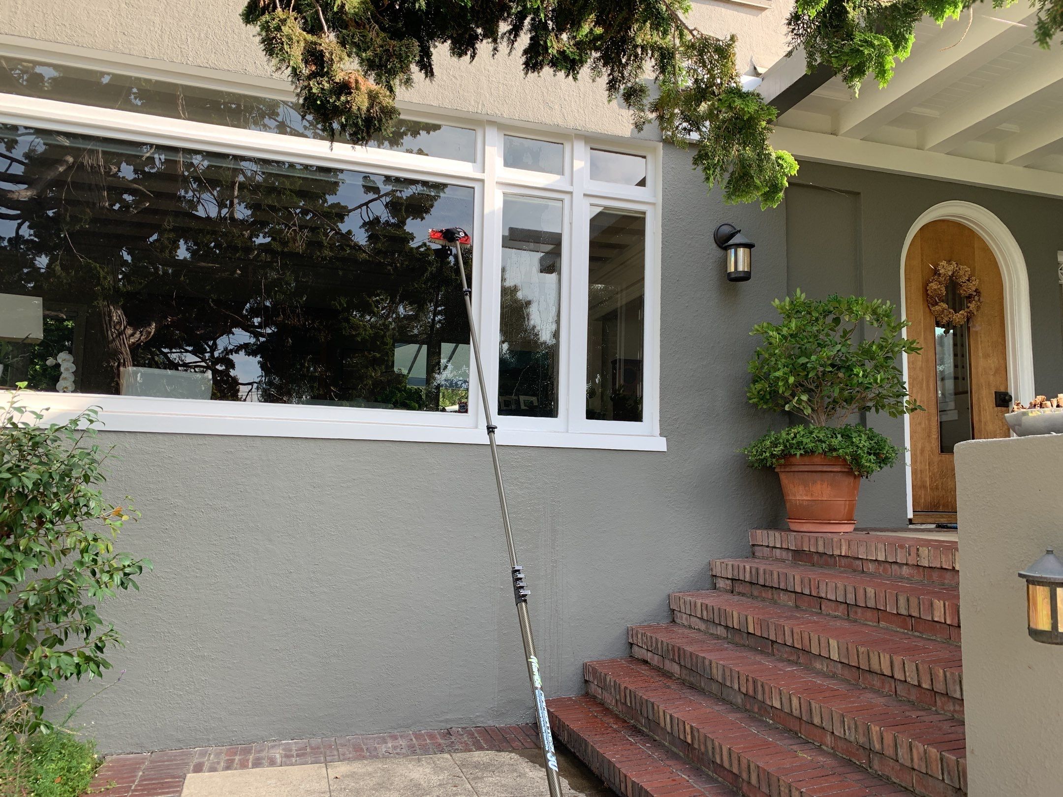 John & Teresa Creighton by SpotFree Window Cleaning