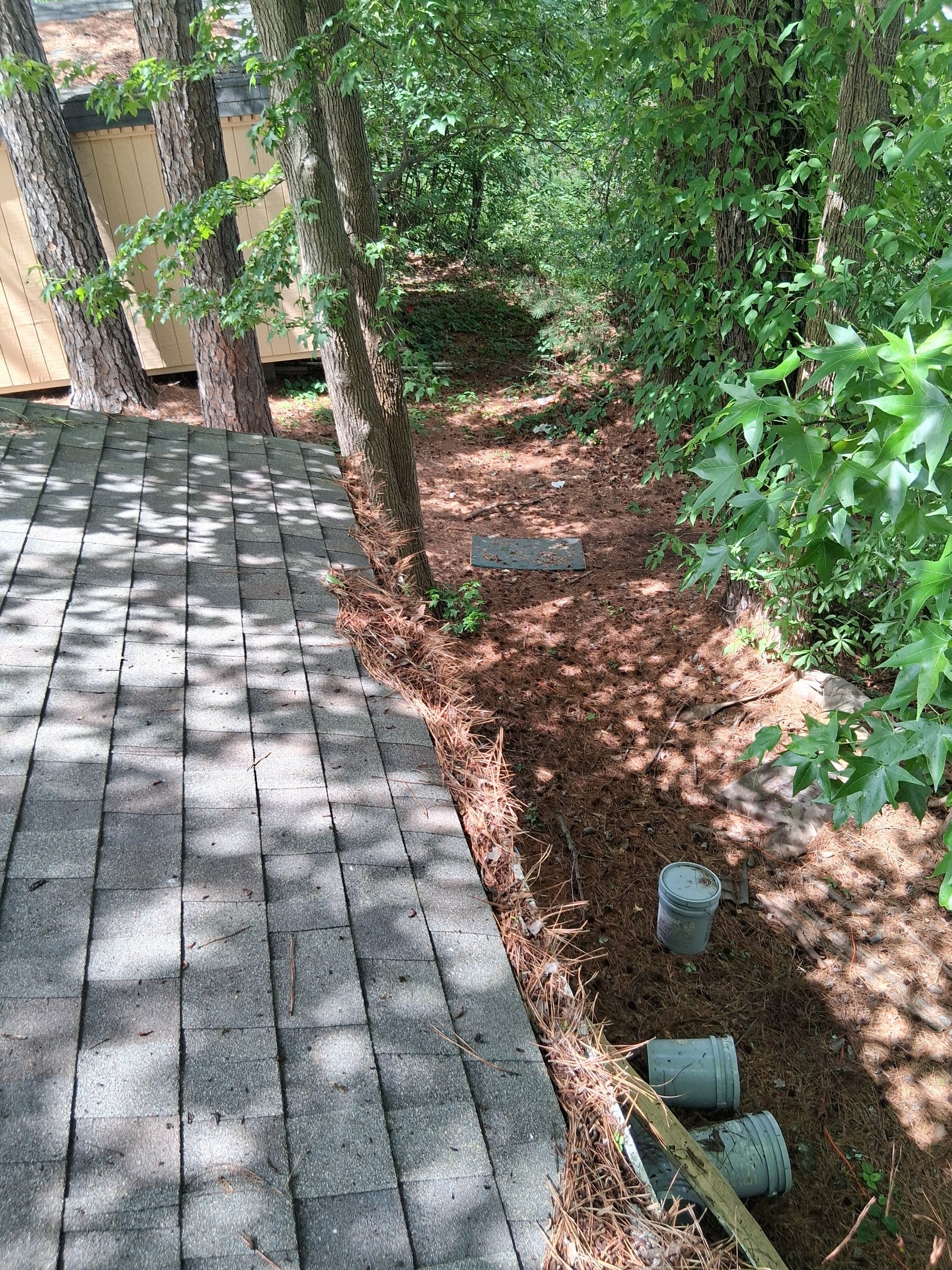 HOA gutter cleaning before