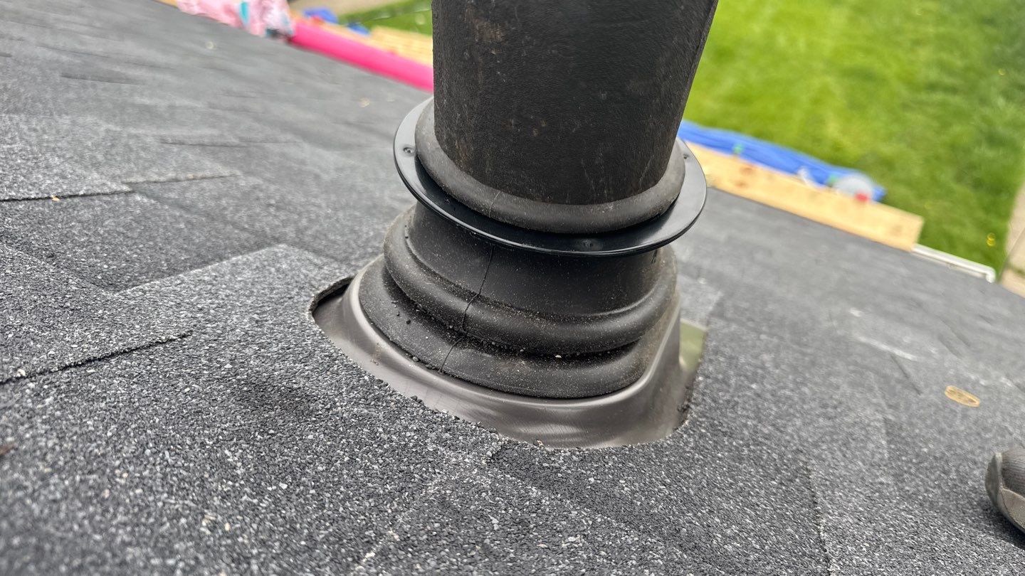 Roof Replacement using Owens Corning Onyx Black by 180 Contractors