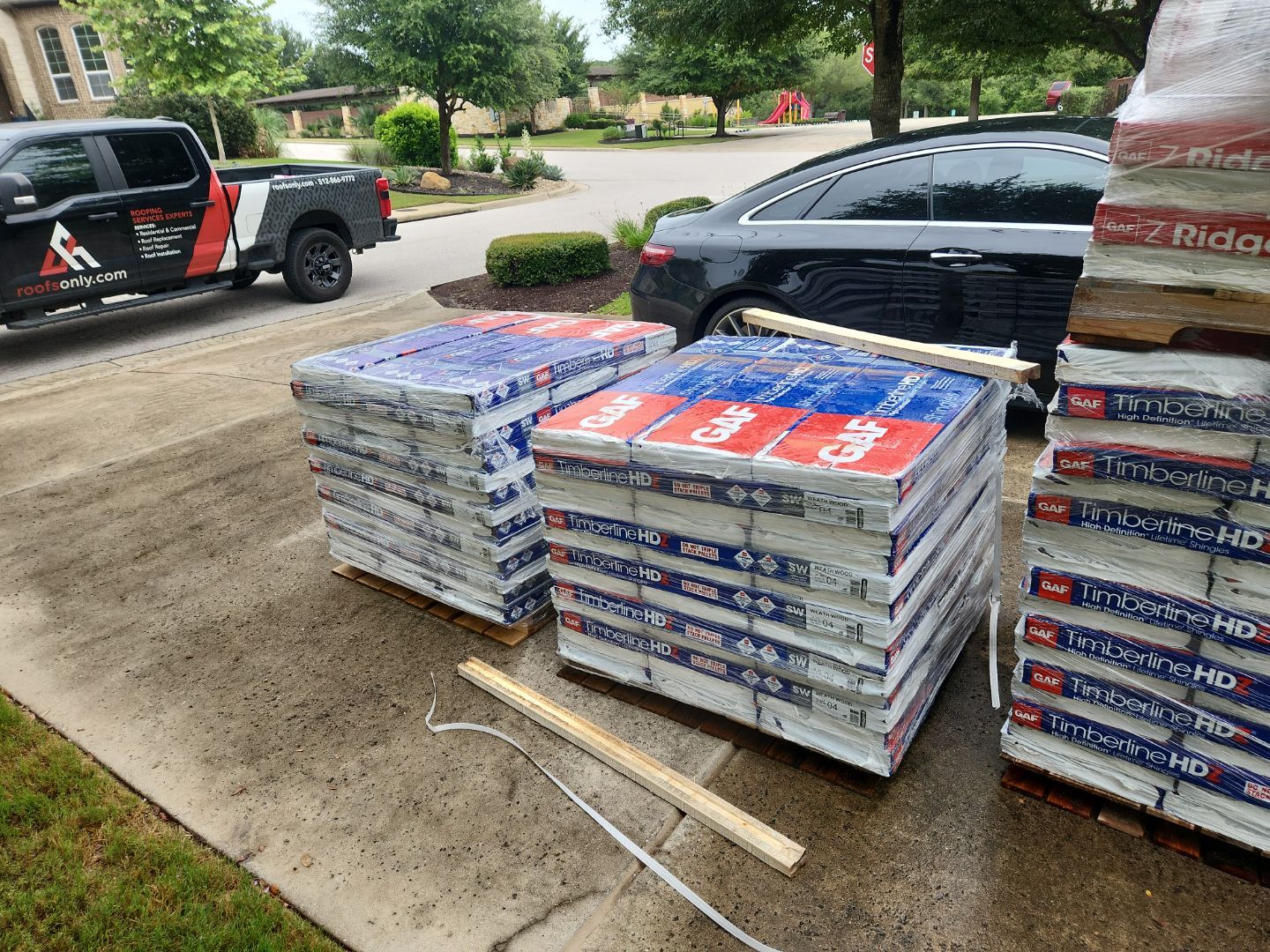 Austin Residential Roof Installation with GAF Shingles and Radiant Barrier by RoofsOnly.com