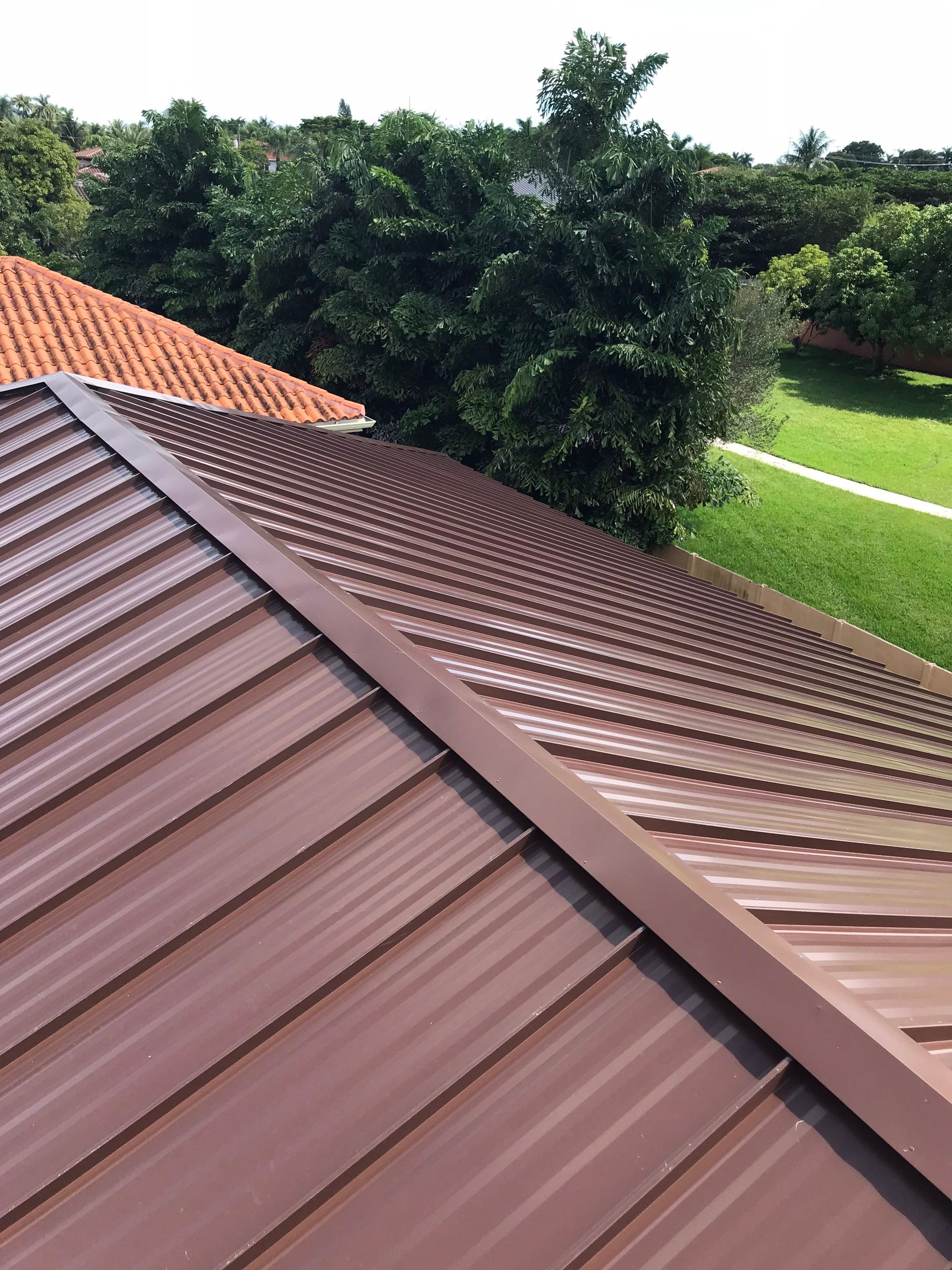 Metal Roof - Galvalume - Mansard Brown by Istueta Roofing