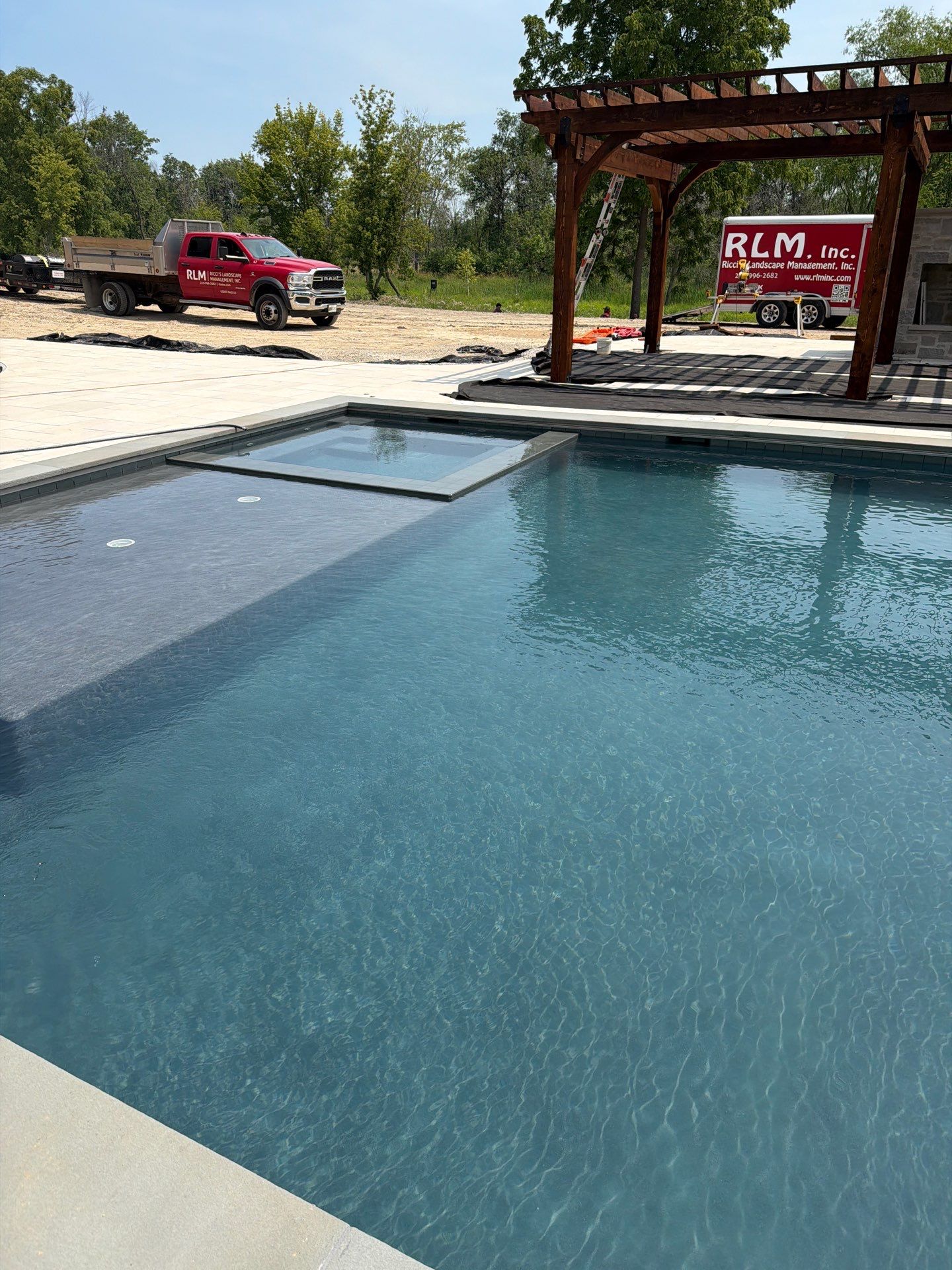 French Riv Pool Spa Combo by North Shore Pool & Spa