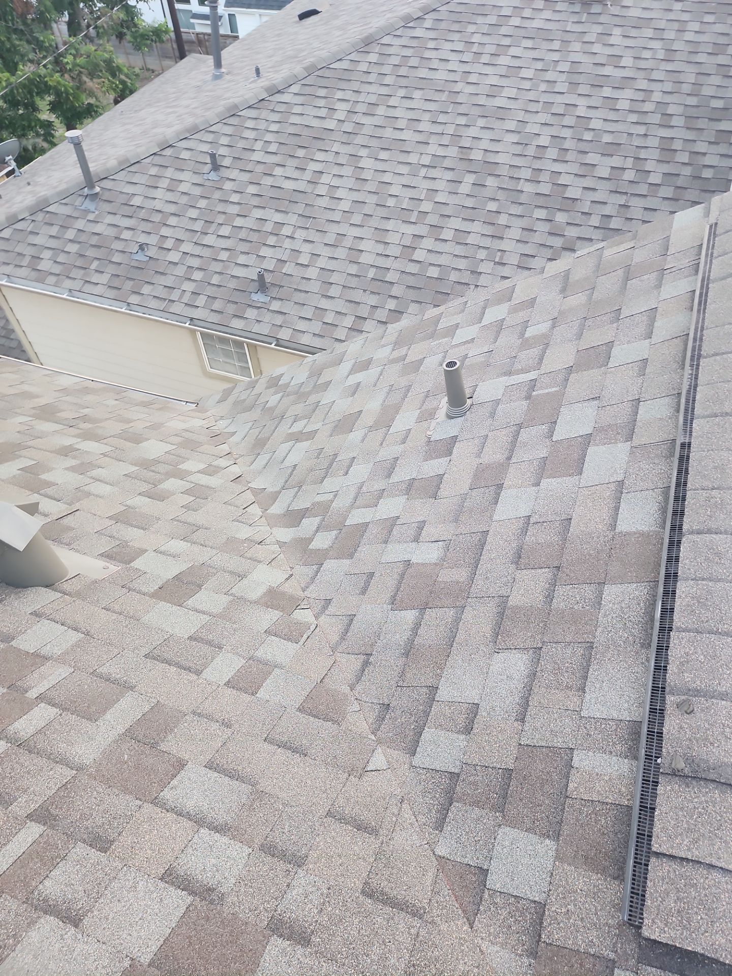 Residential Roofing Installation using Owen's Corning Duration (Lifetime) Shingles by Roof Repair Company