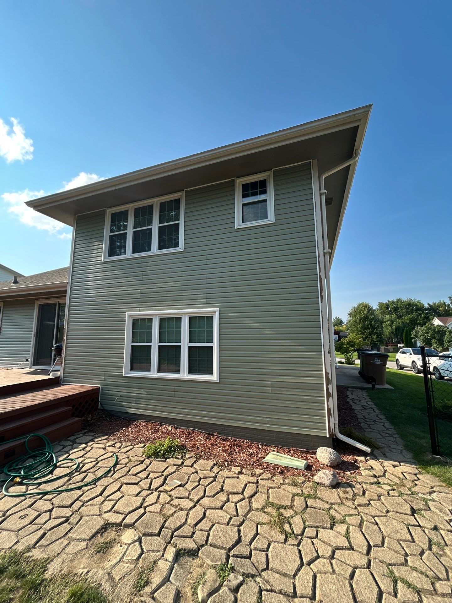 Vinyl siding in Pleasant Hill, IA by Blu Ember Properties