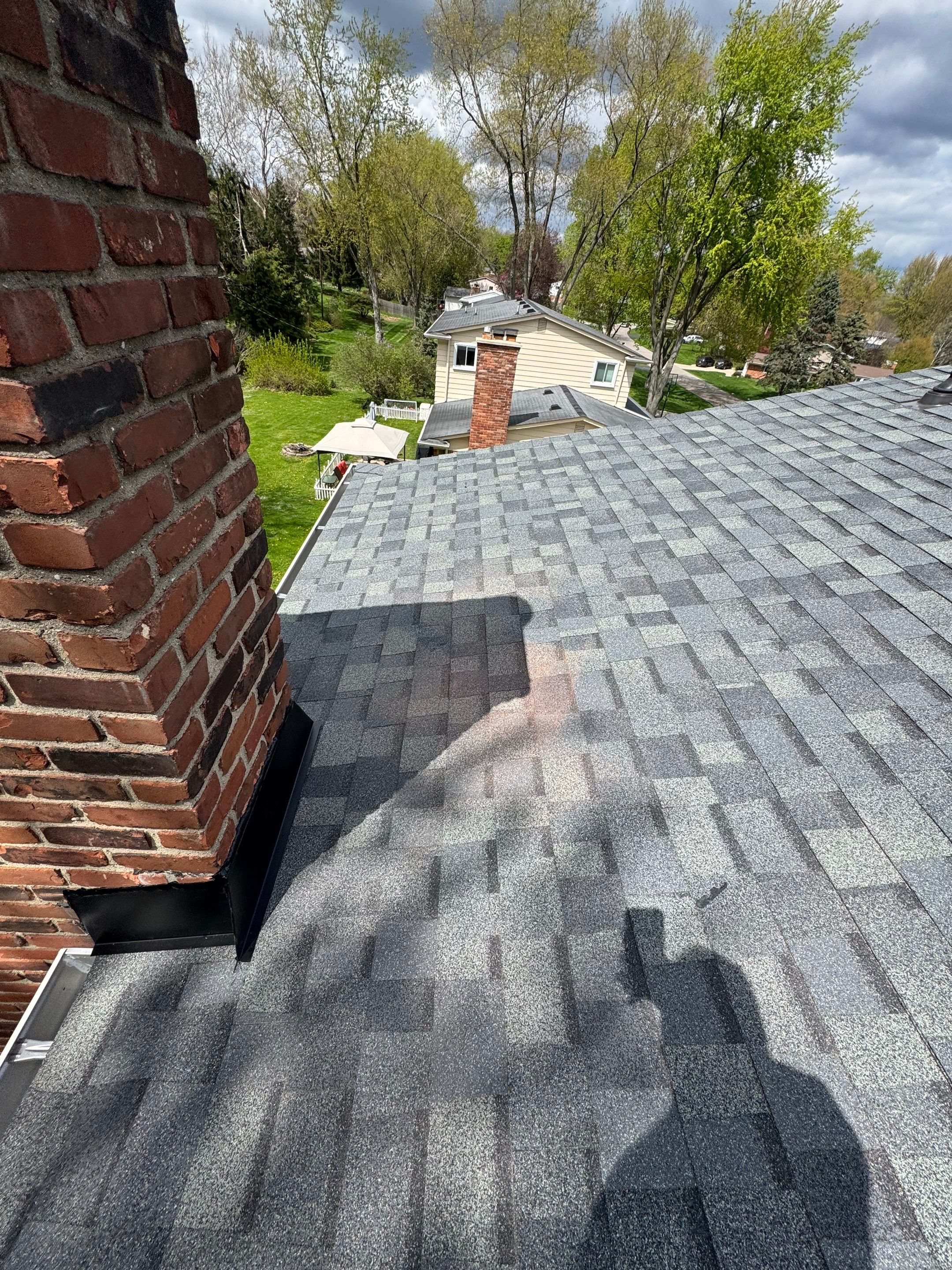 Roof Replacement using Owens Corning Tru Definitions by 180 Contractors