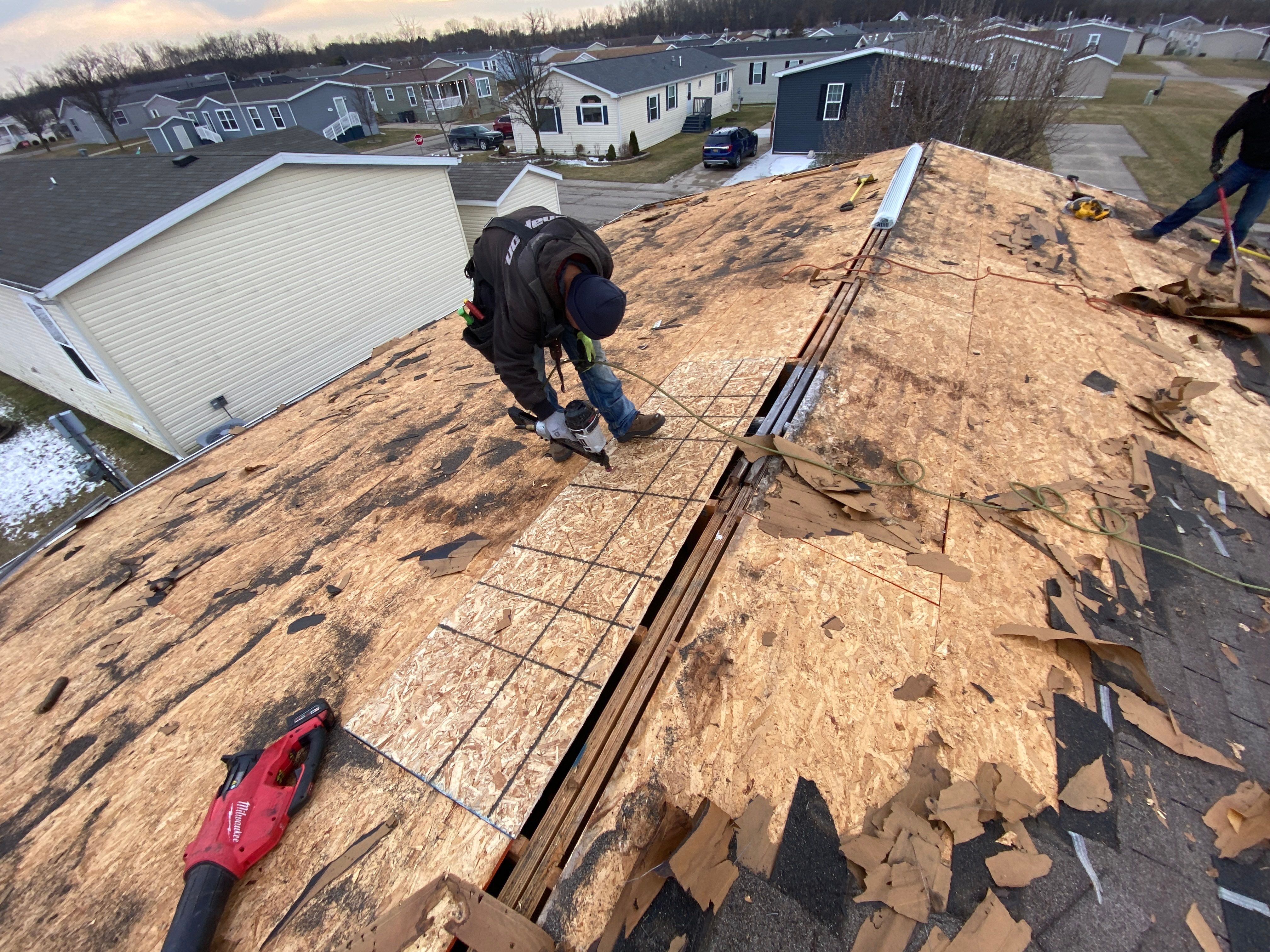 Roof Replacement using CertainTeed Landmark by 180 Contractors