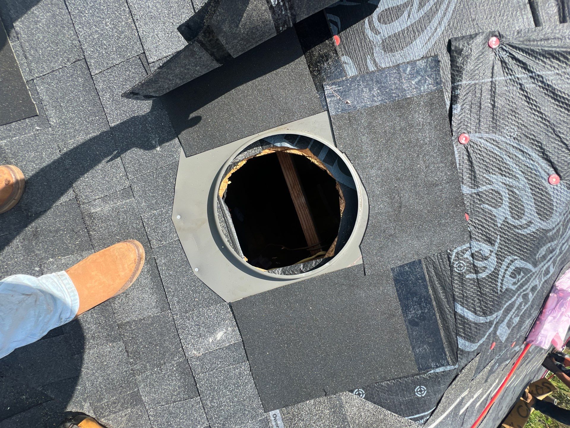 Residential Roofing Installation using Owen's Corning Duration (Lifetime) Shingles by Roof Repair Company