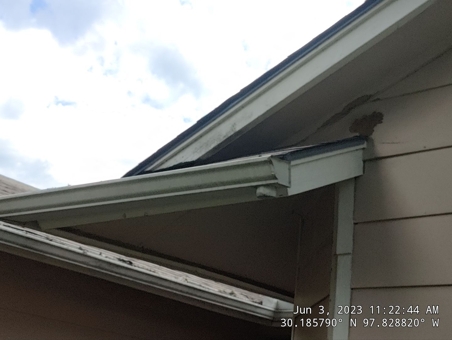 Residential Roofing Installation using Owens Corning Oakridge Estate Grey by DeZign Roofing & Exteriors