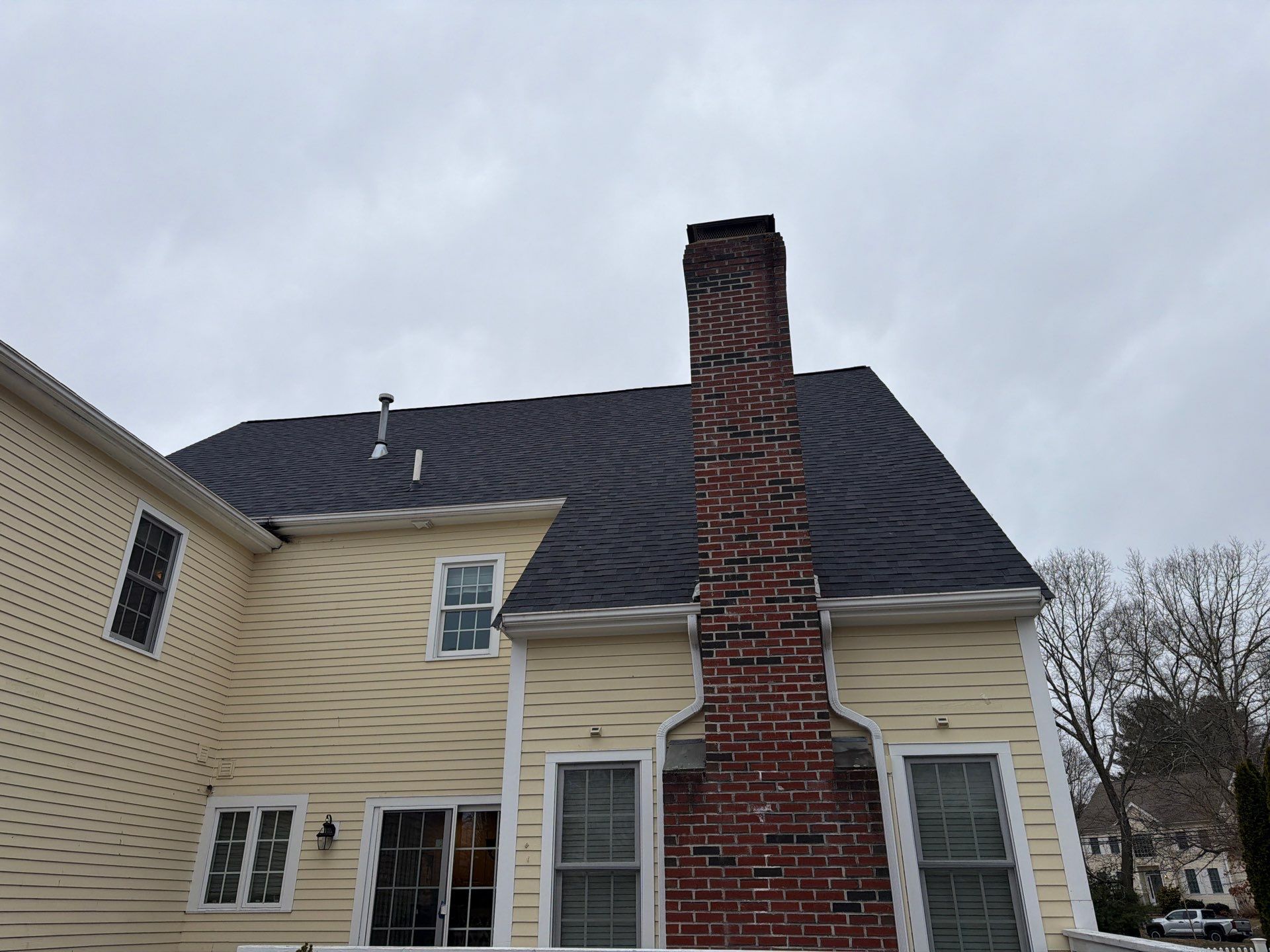  Premium Roof Replacement in Millis – Owens Corning Duration, Onyx Black by JOHNNYS PRO
