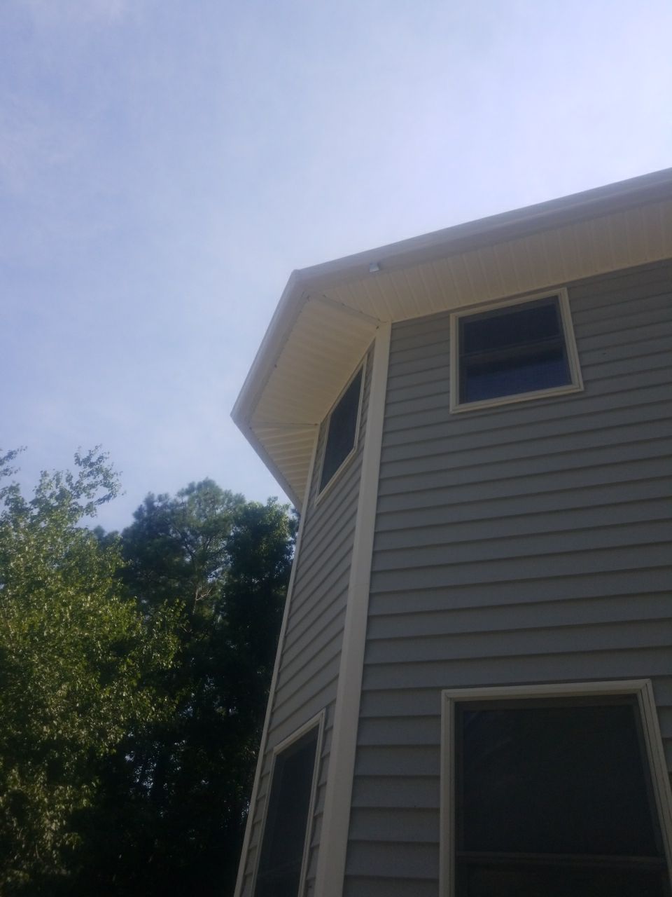 Hughes - Gutter 107 Maid Marian Court • Manteo, NC 27954 by Gallop Roofing & Remodeling, Inc.