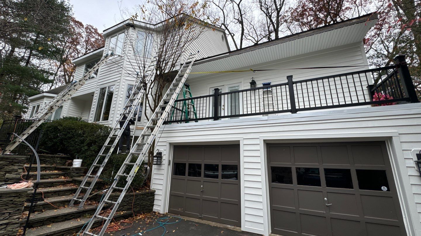 Arlington: Bevel Cedar Wood Siding Restoration by RM Banning, Inc.
