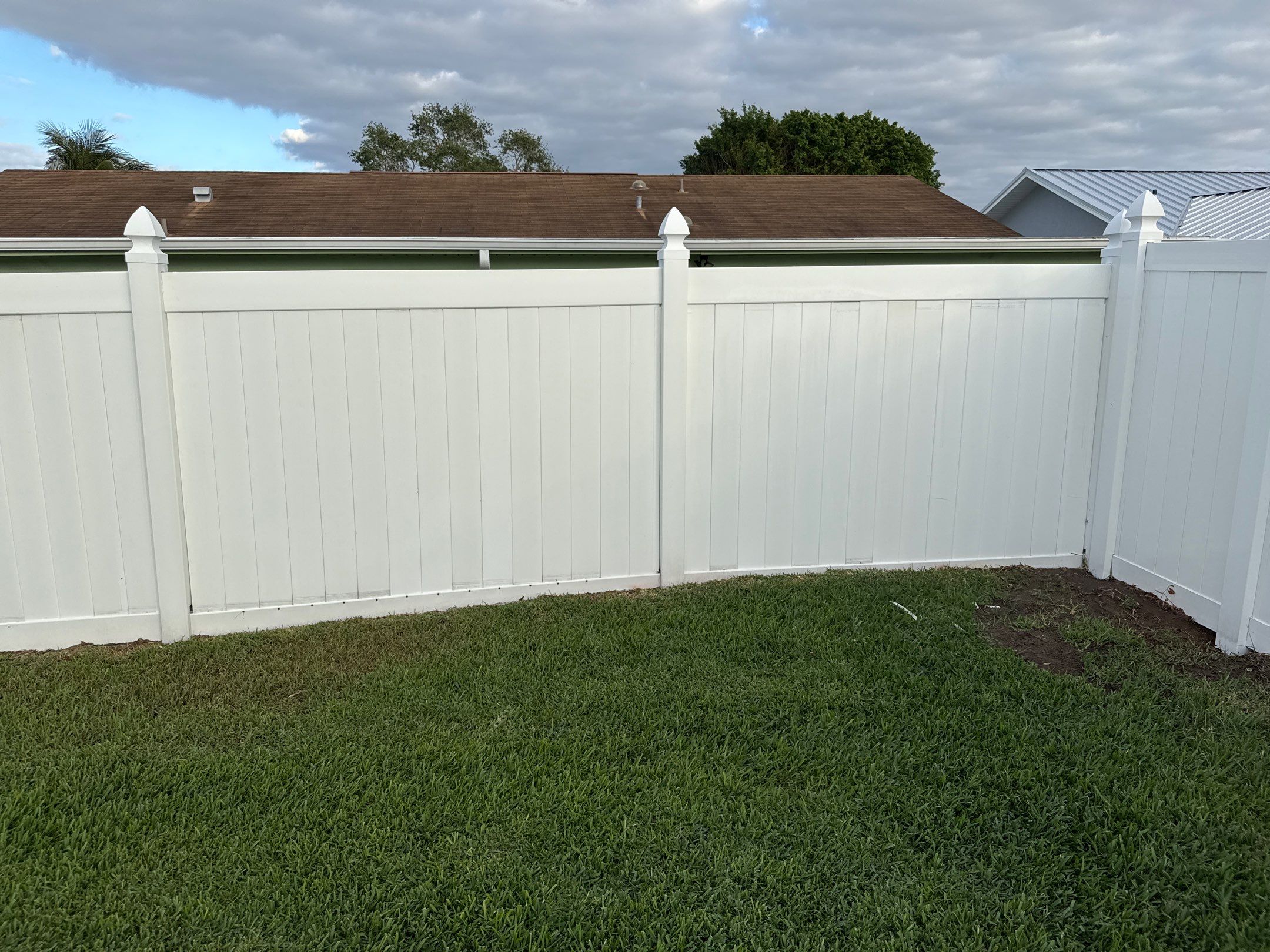 West Bradenton Pressure Washing and Rust Treatment by Sunshine AquaWash