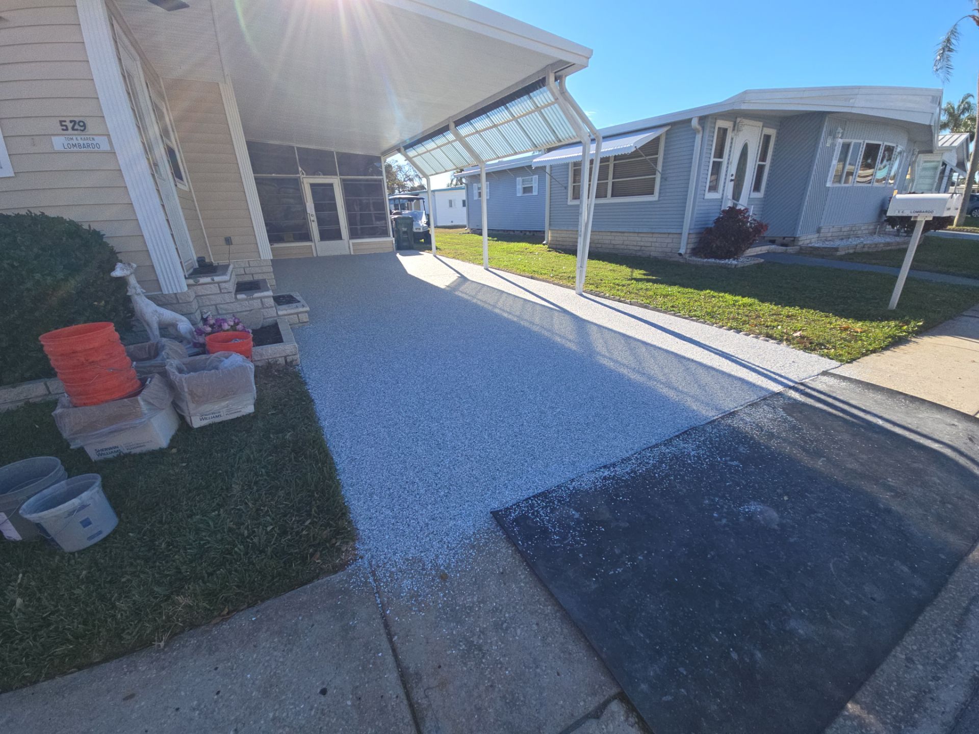Largo, FL Driveway Concrete Coating by Performance Floors & Coating