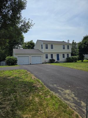 Siding Installation using CertainTeed Monogram Vinyl Siding - D4 - Desert Tan