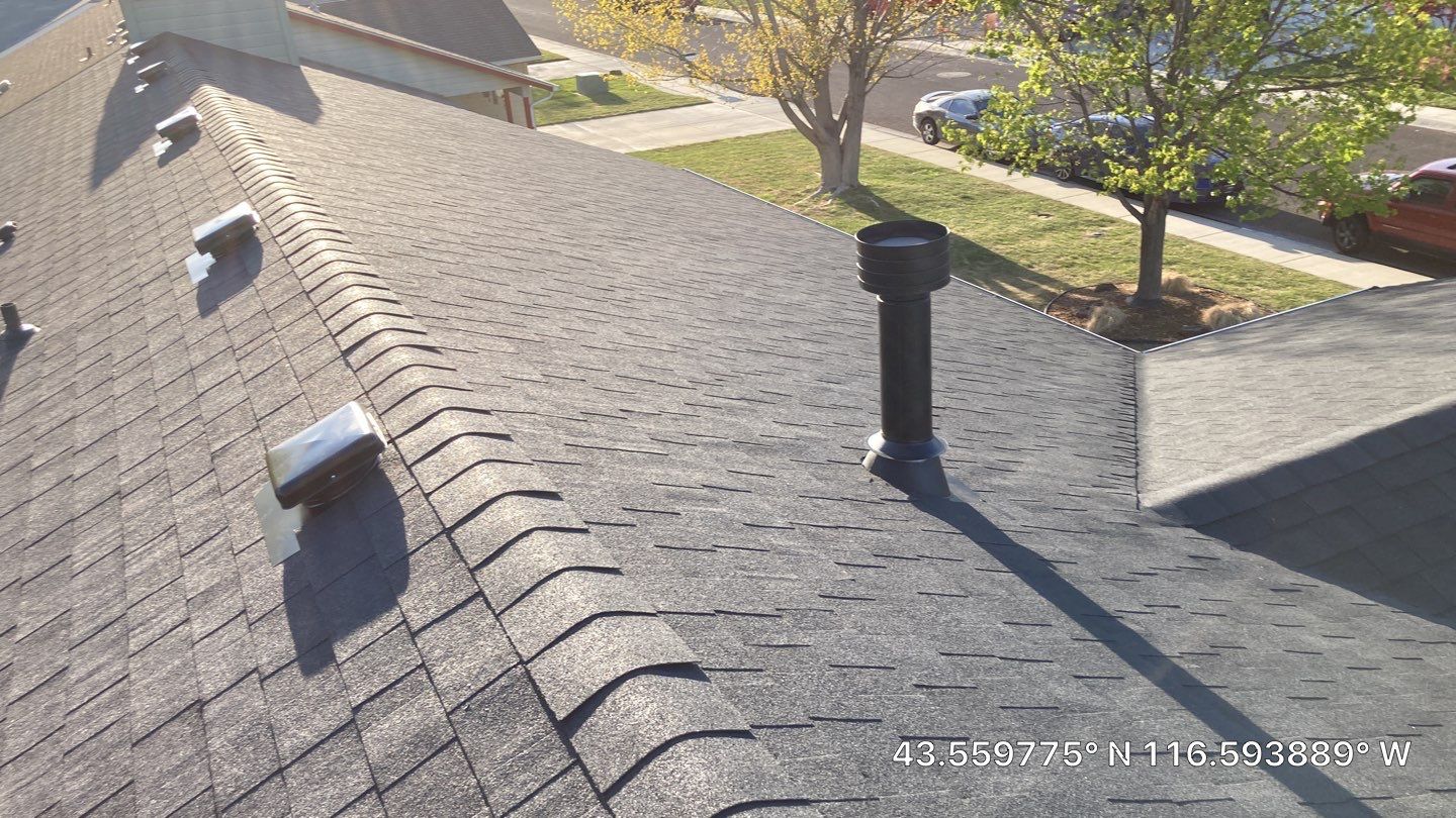 Nampa Idaho Single Level Residential Roofing Installation using Owens Corning by ID Roofing LLC