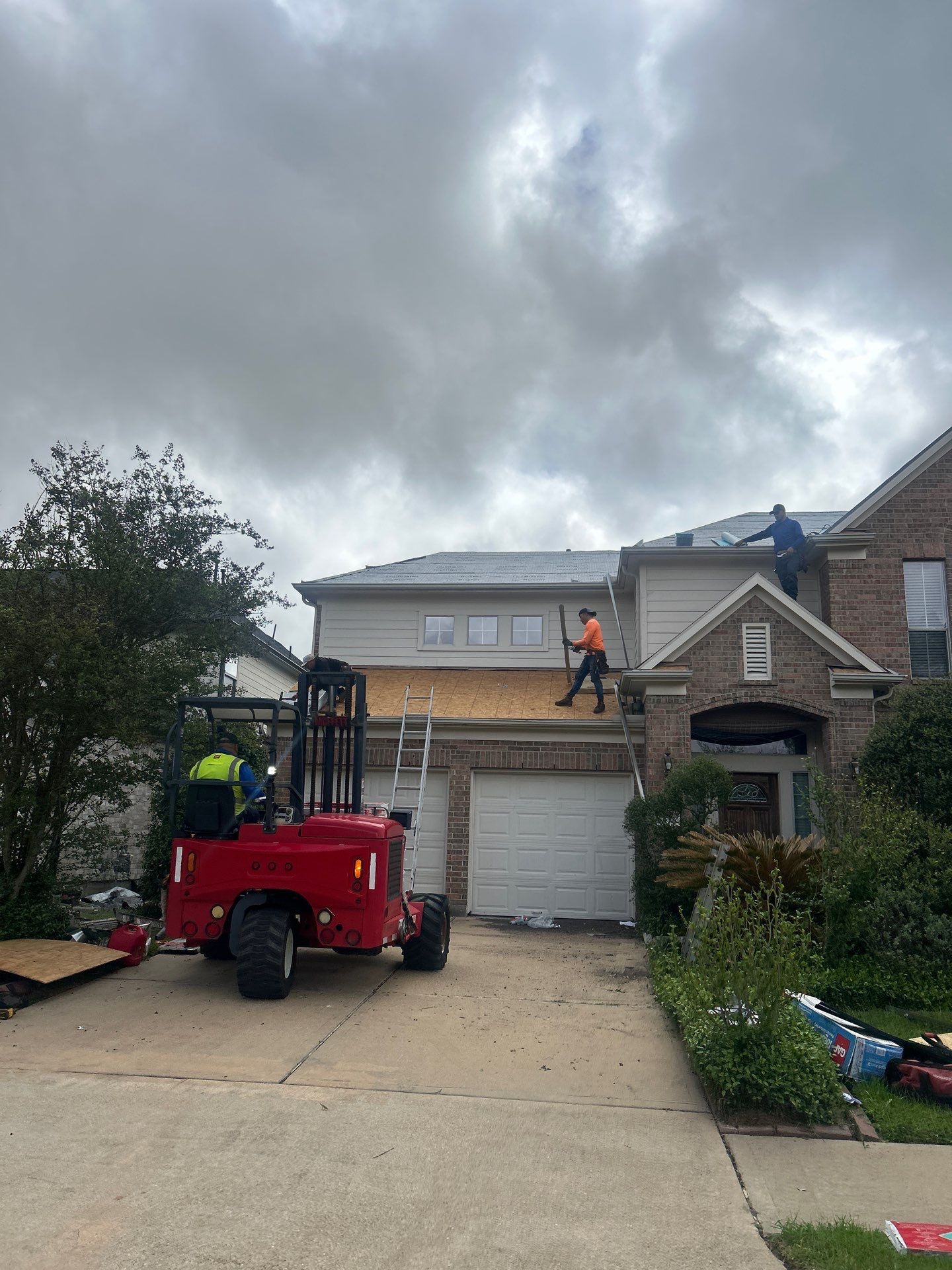 Roof Replacement in Villages of Cypress Lakes, Cypress TX by Roof Repair Company