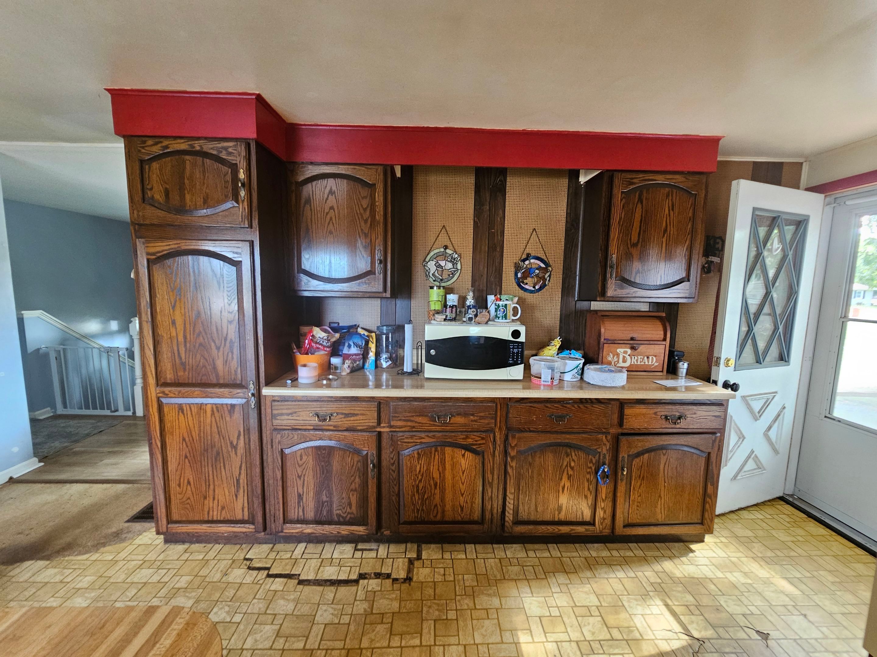 Angeline Kitchen by Integrity Tile and Home LLC