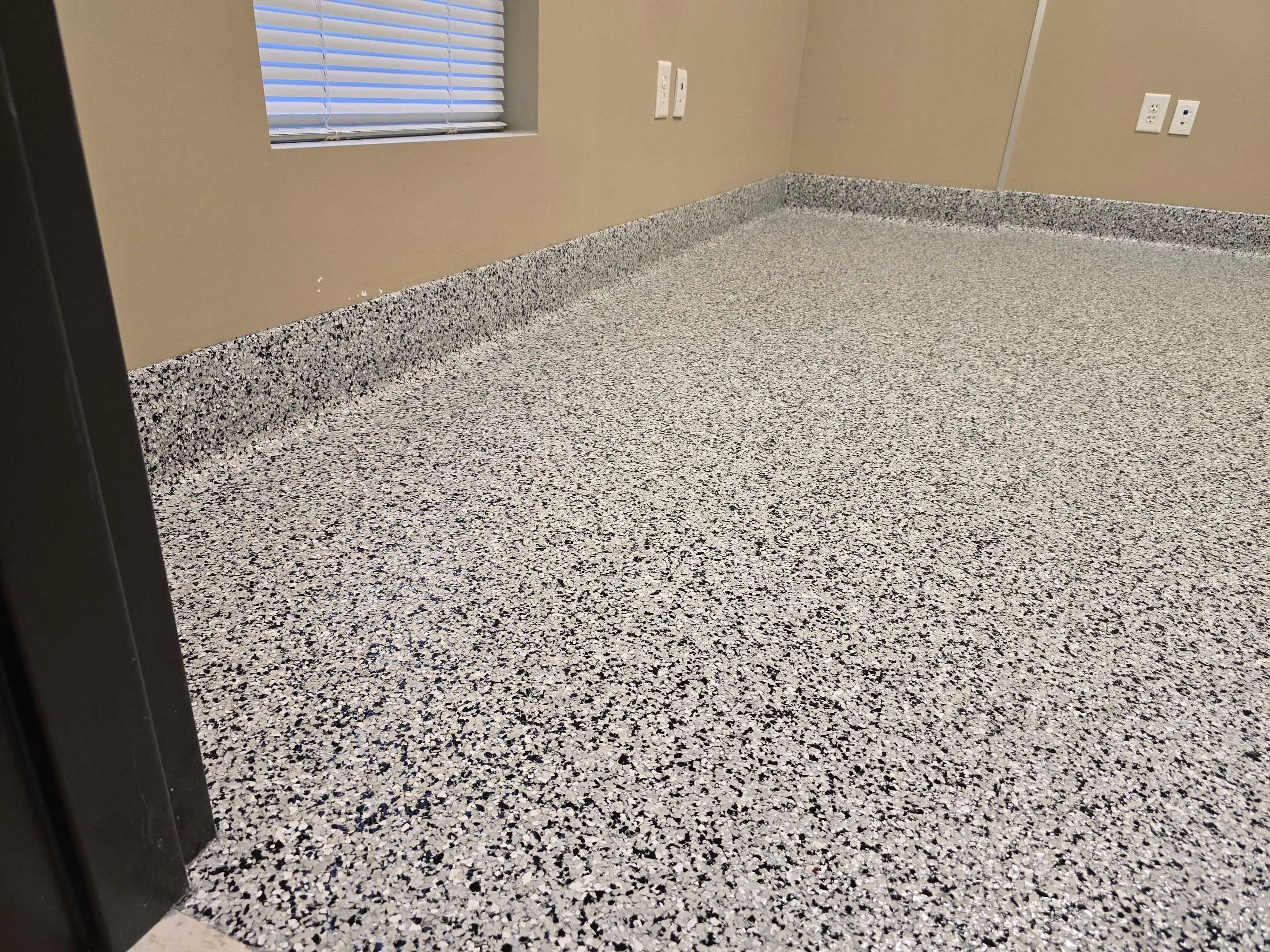 Floor Completed Using Houndstooth by Elite Floor Solutions