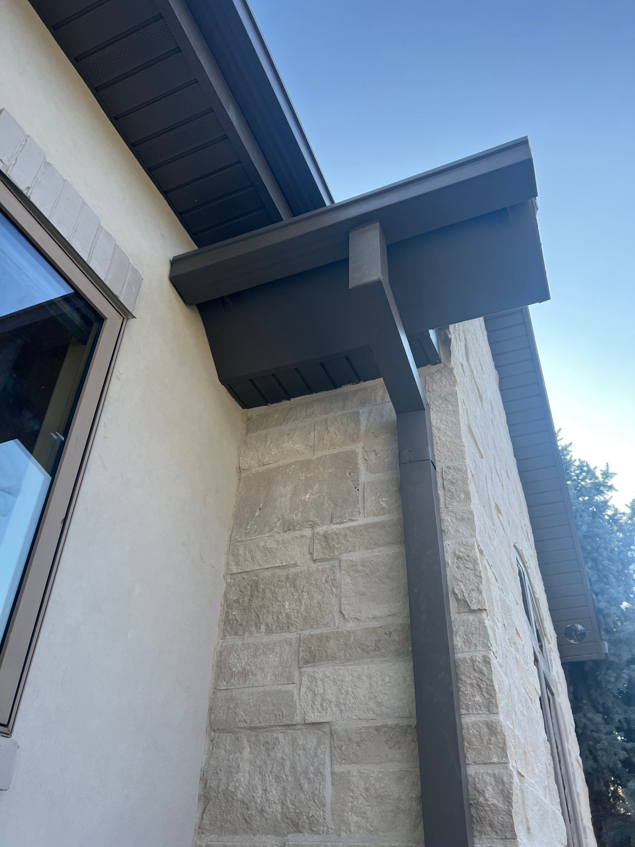 Accesories by Master Rain Gutters.