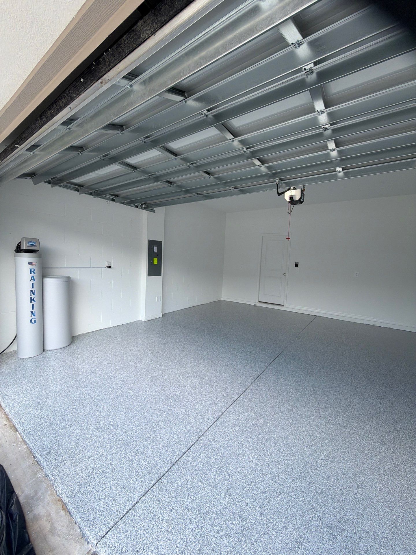 Garage Floor Coating in San Antonio, FL